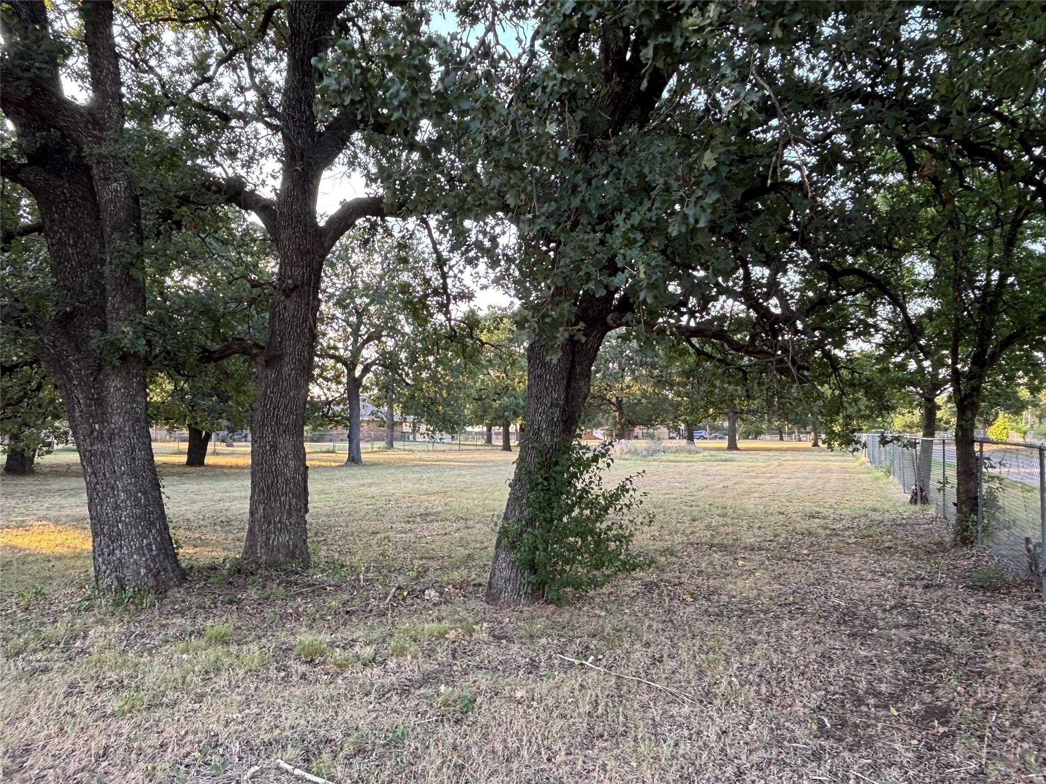 main property photo 13