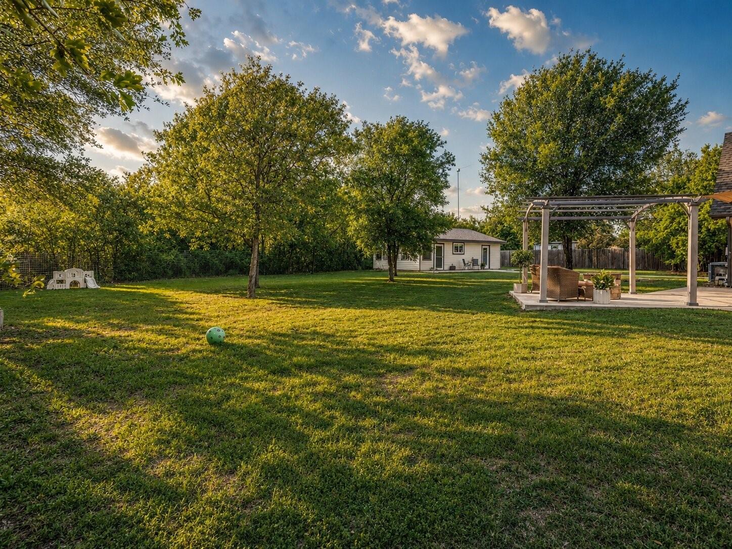 main property photo 22