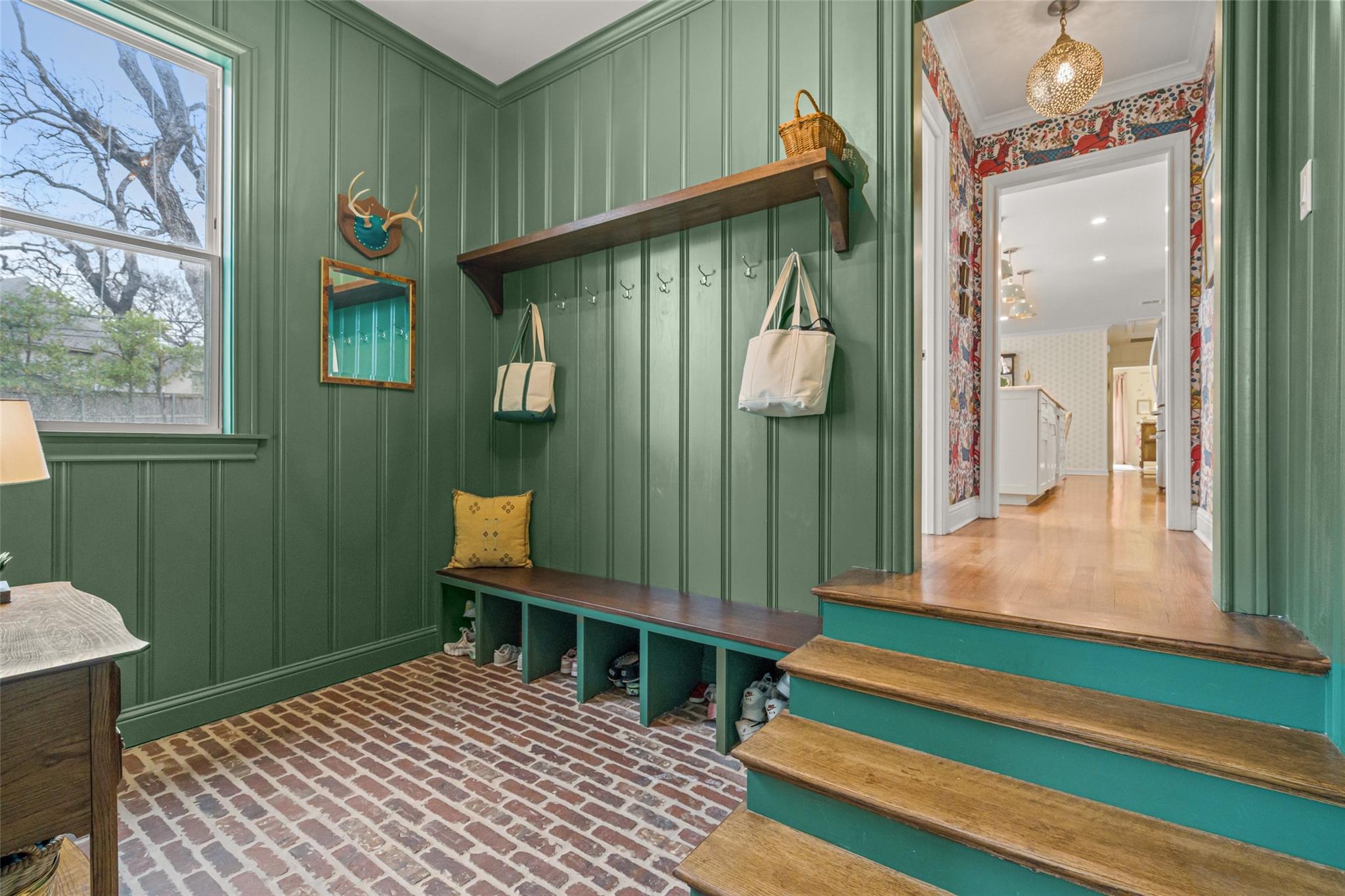 main property photo 16