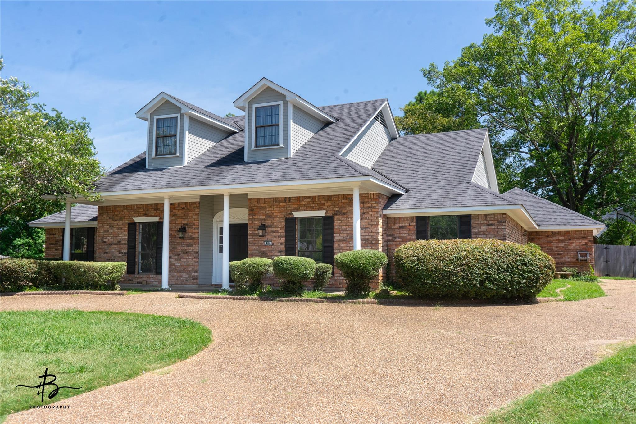 main property photo 0