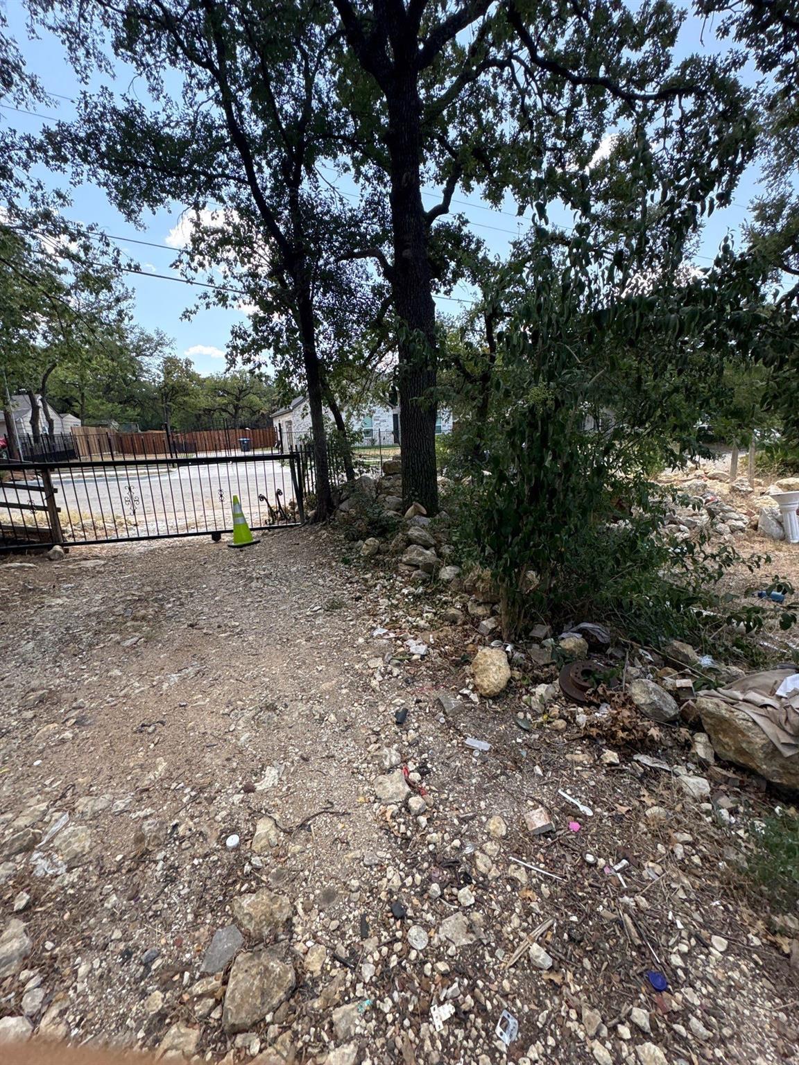 main property photo 7