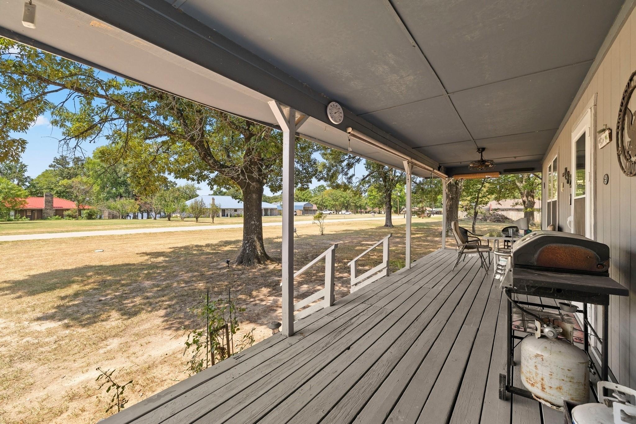 main property photo 16