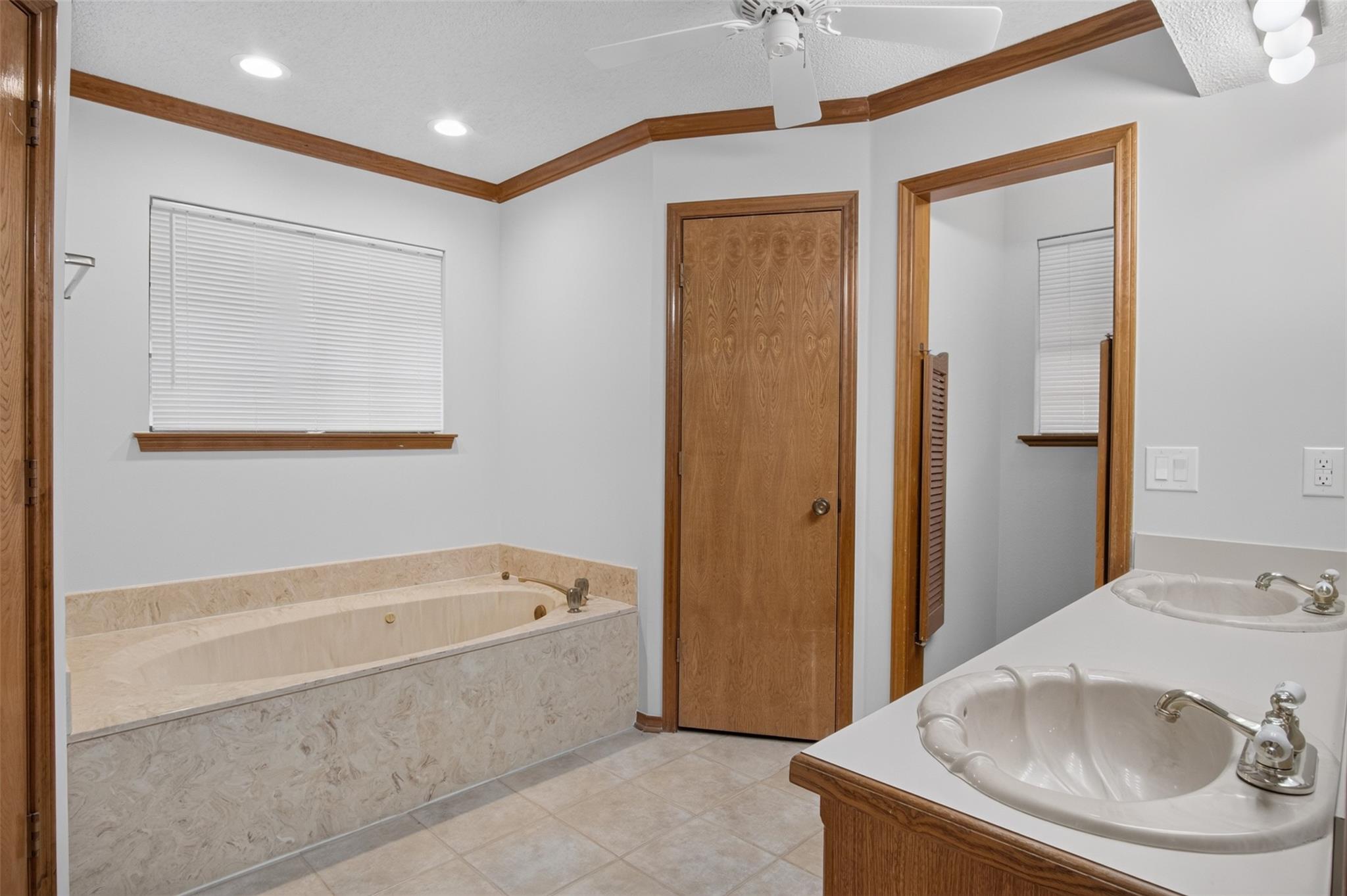 property viewer photo 15