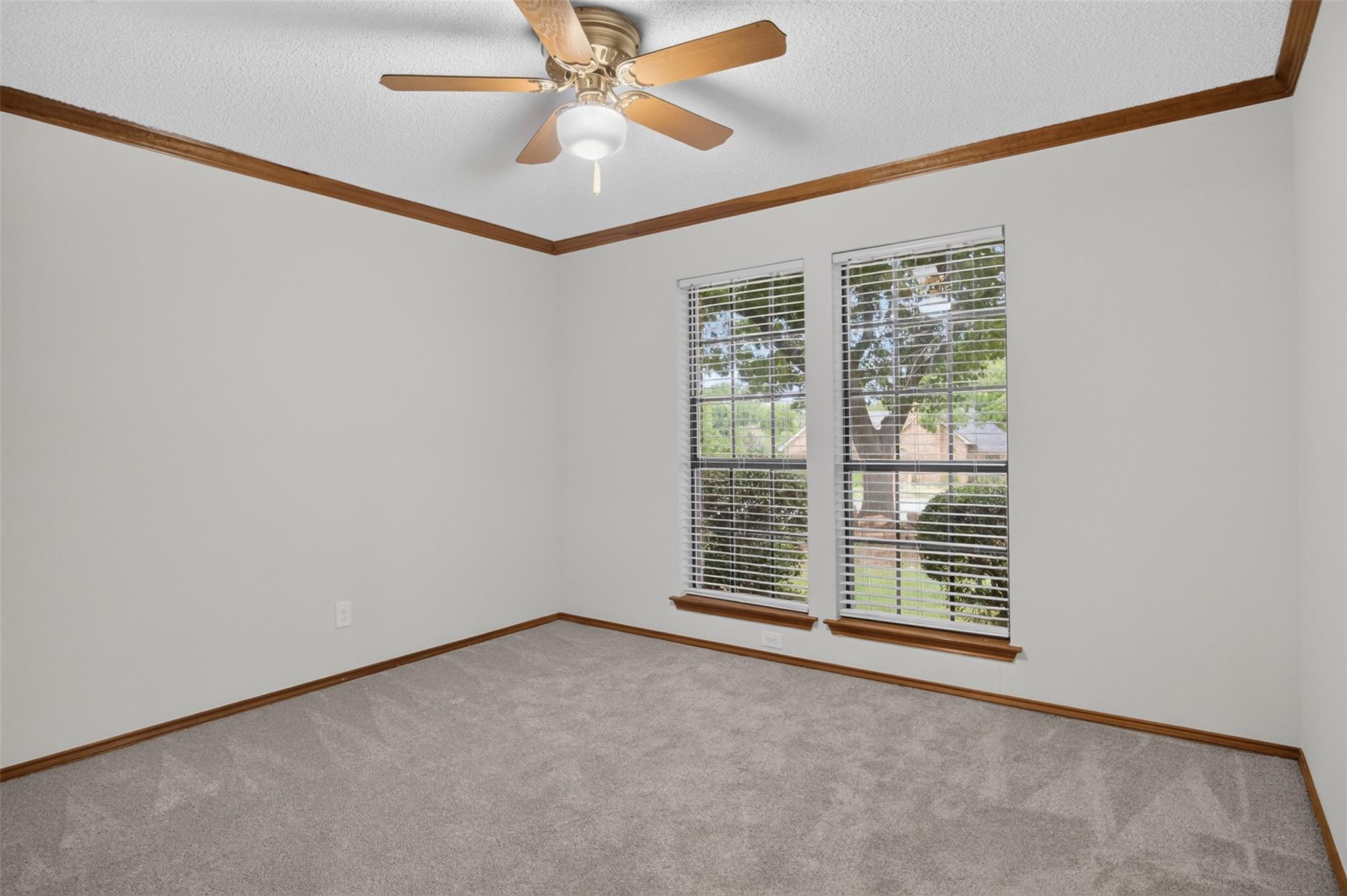 property viewer photo 16