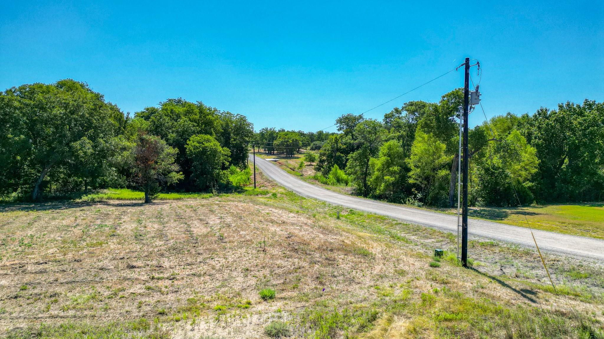 main property photo 6