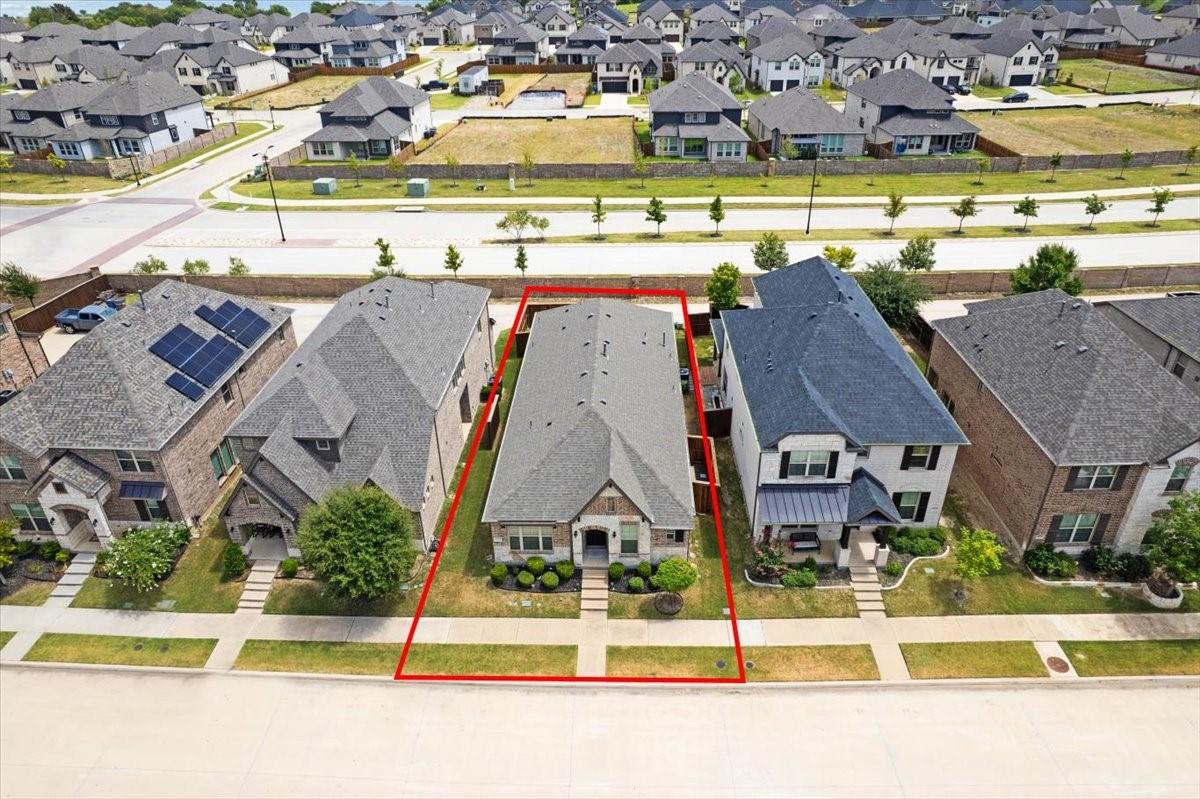 main property photo 29