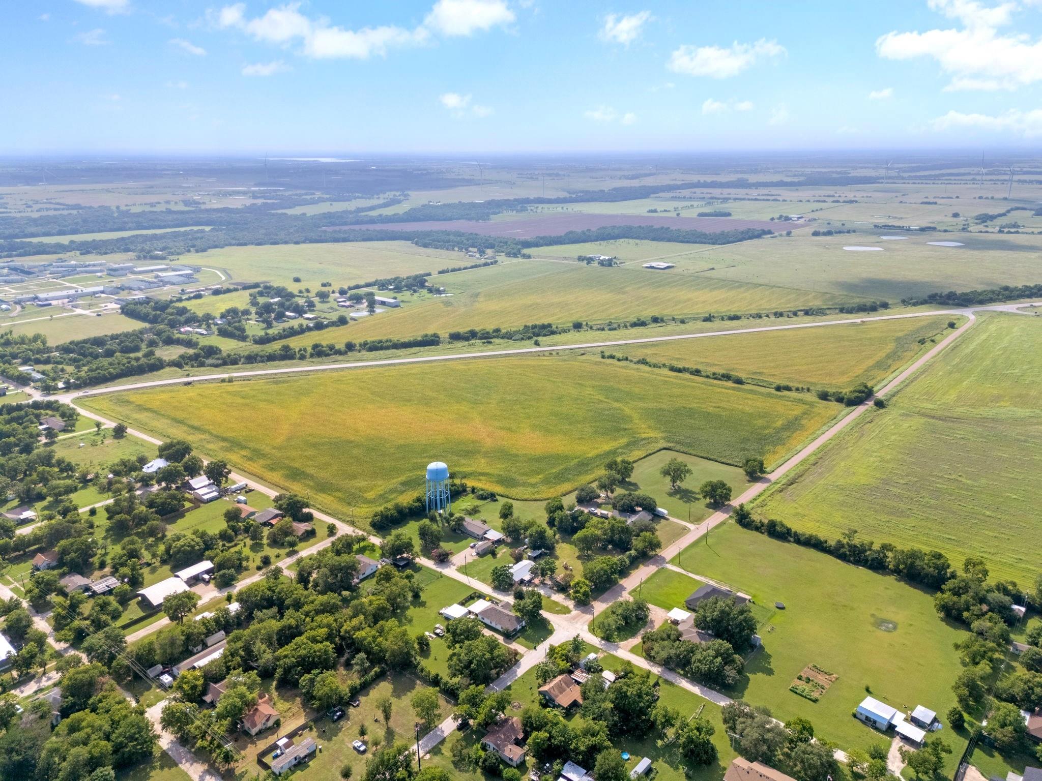 main property photo 3
