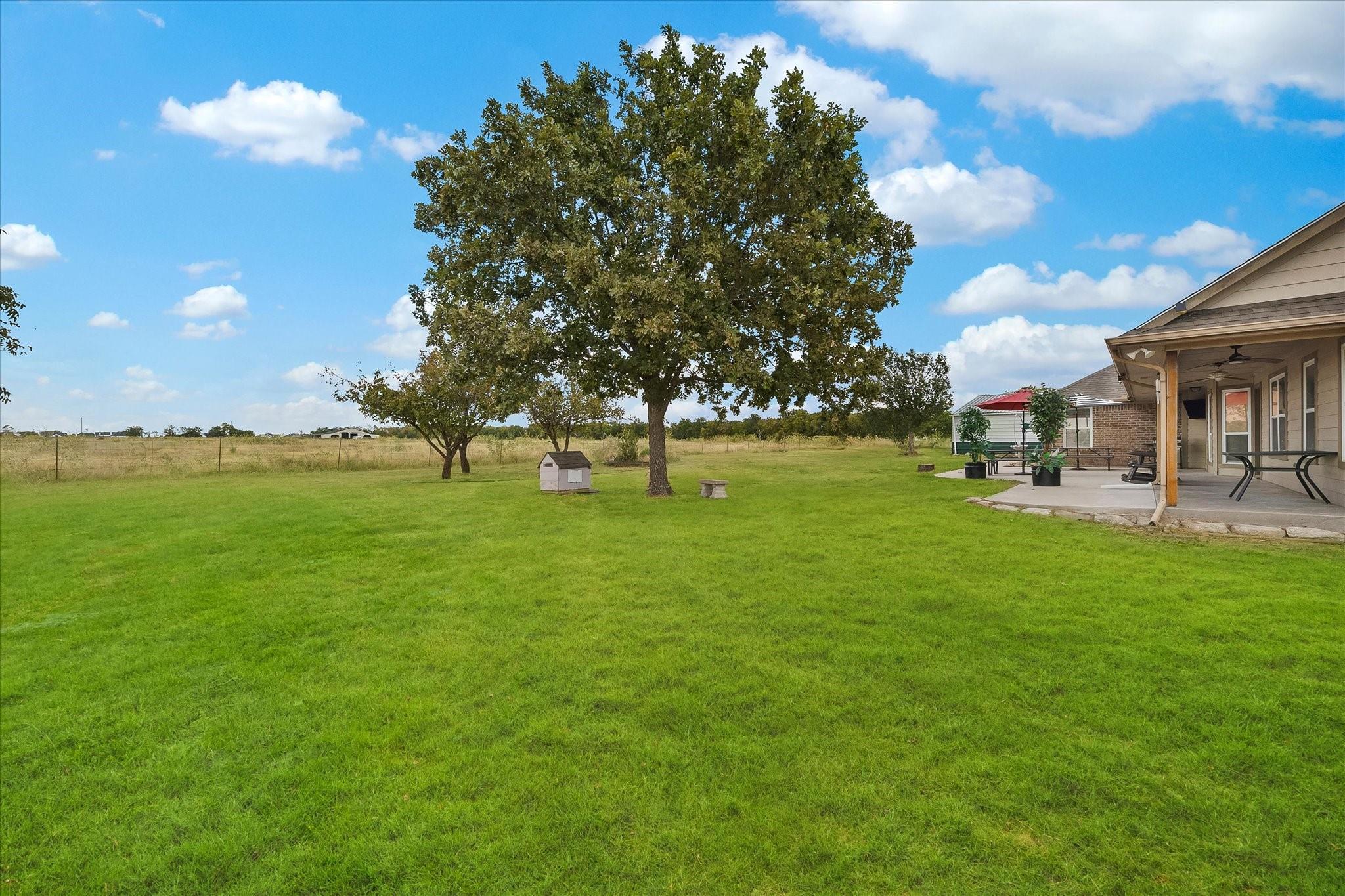 main property photo 15