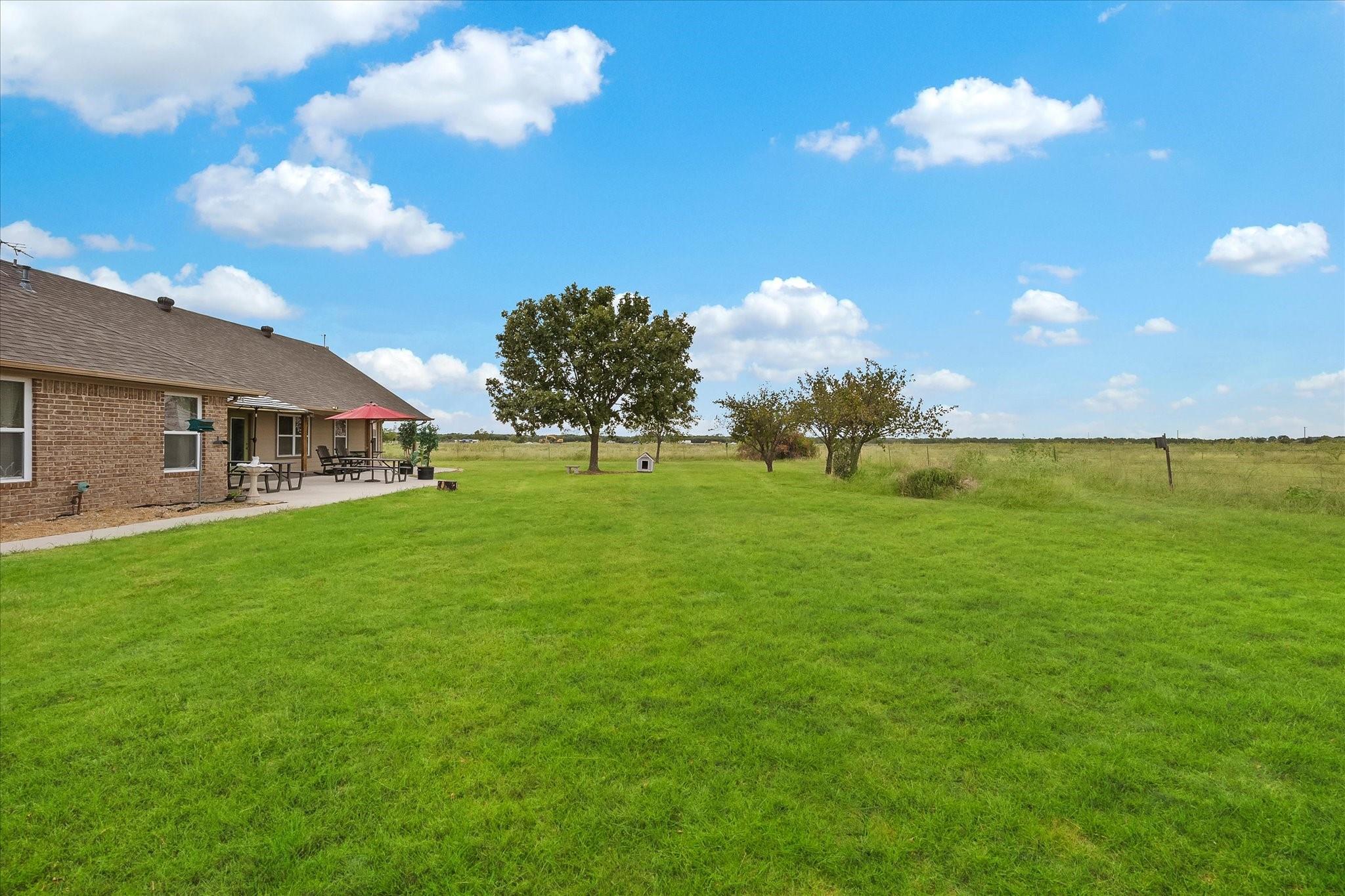 main property photo 16