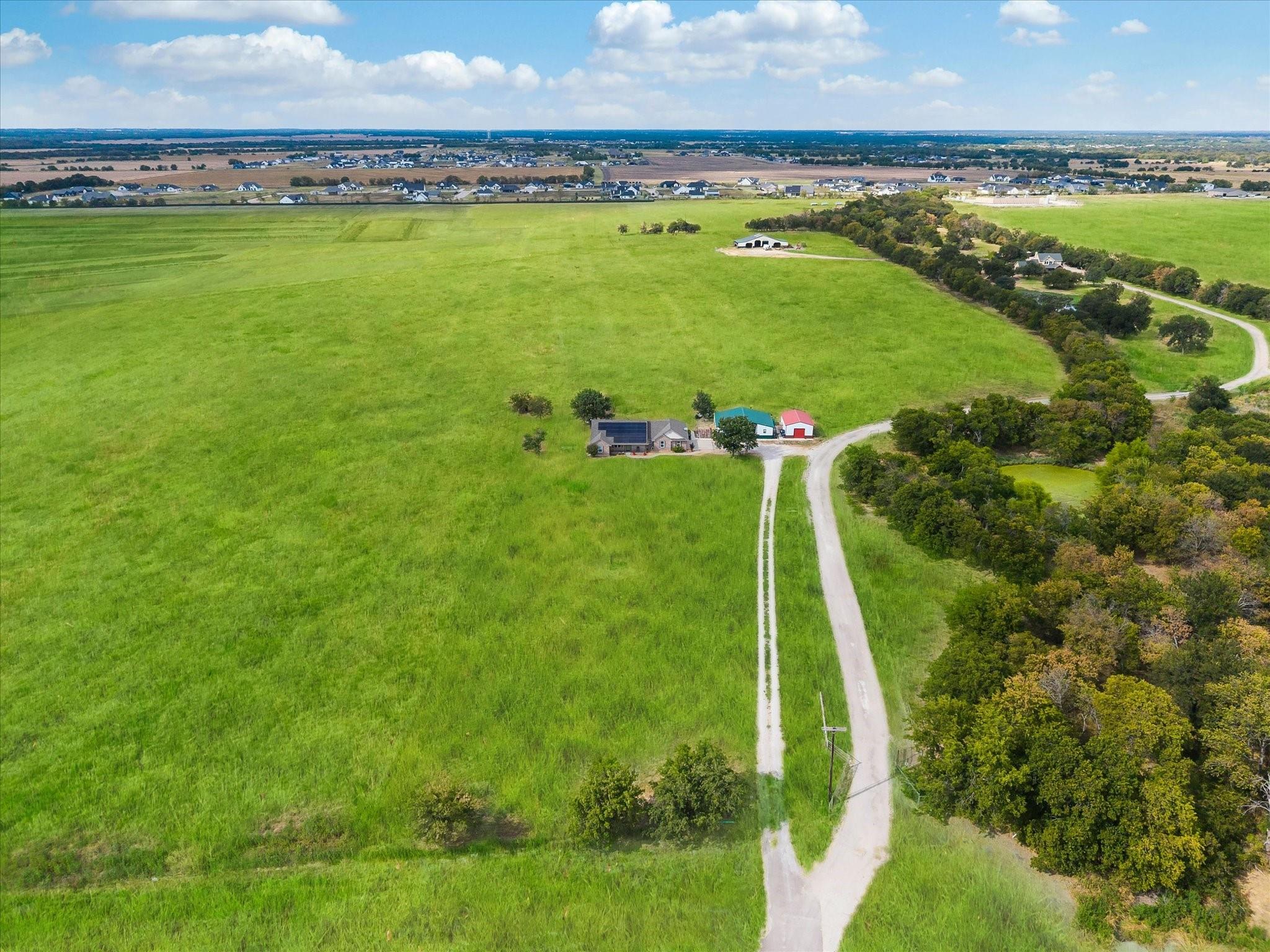main property photo 18