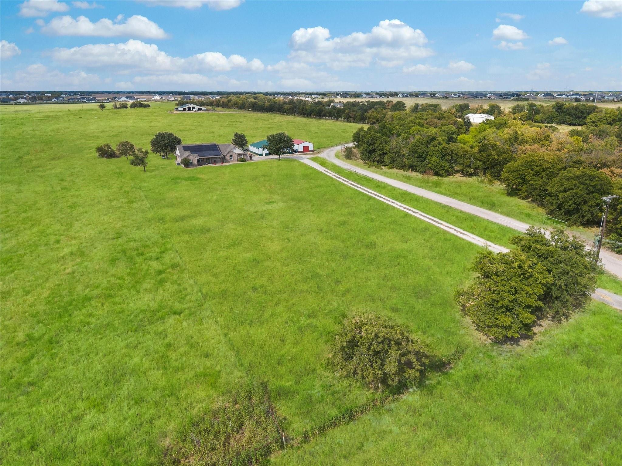 main property photo 19