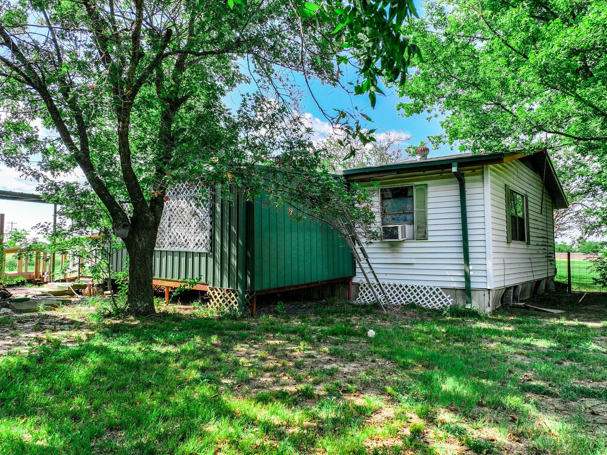 main property photo 21