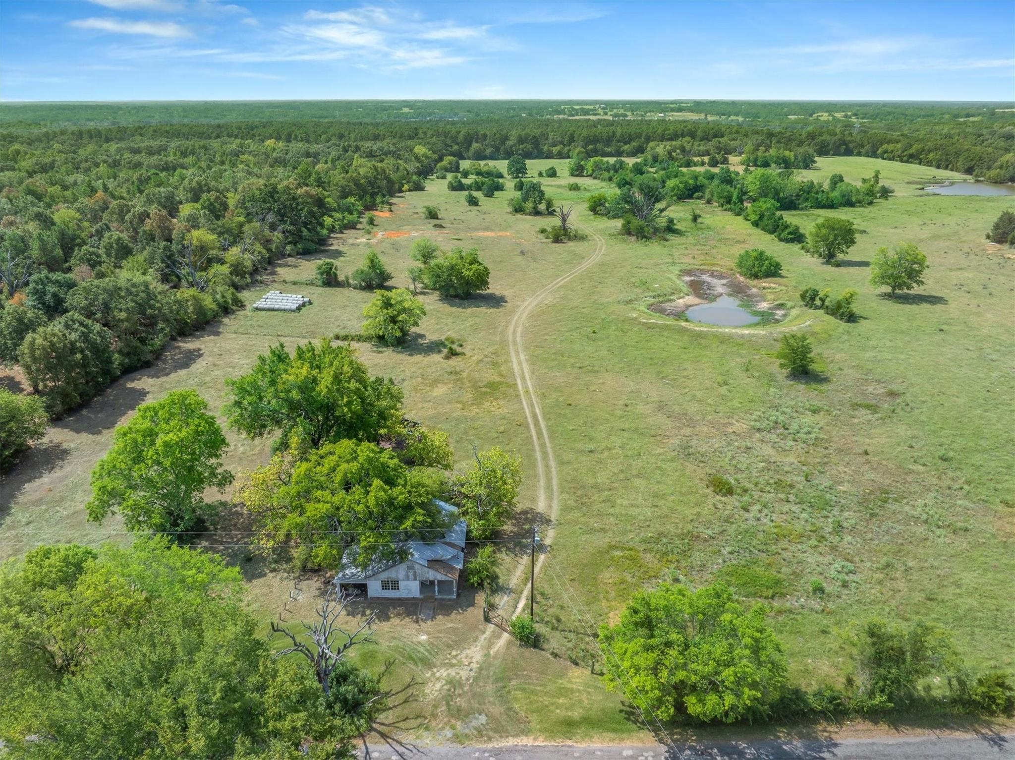 main property photo 10