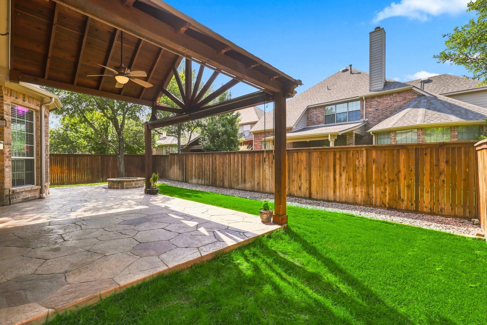 main property photo 30