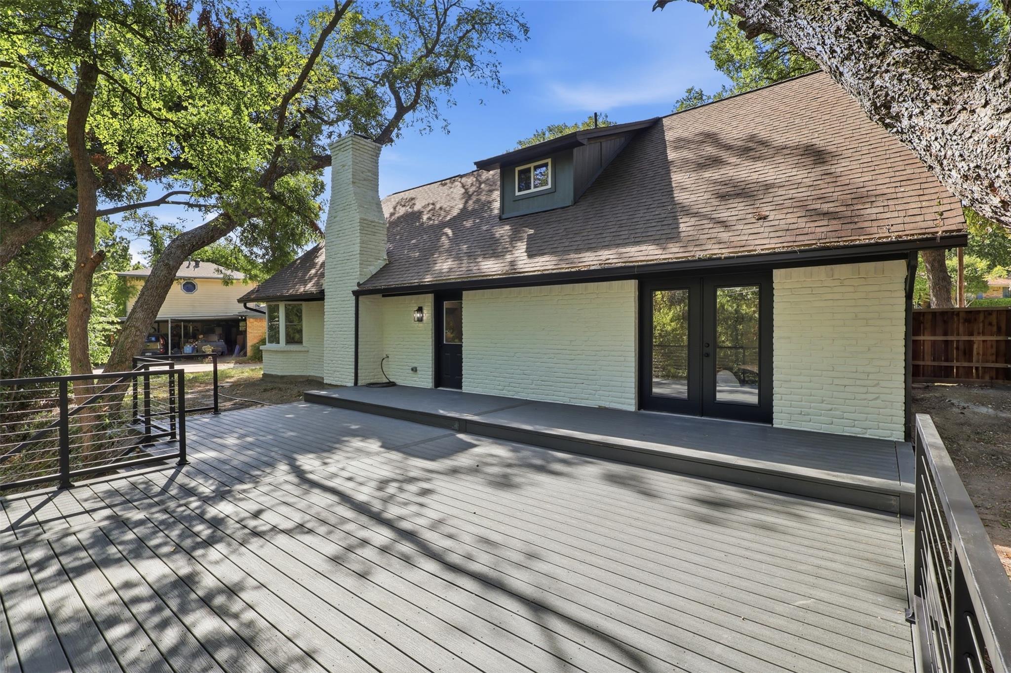 main property photo 21