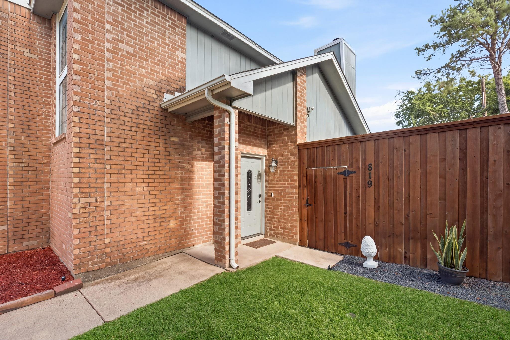 main property photo 3