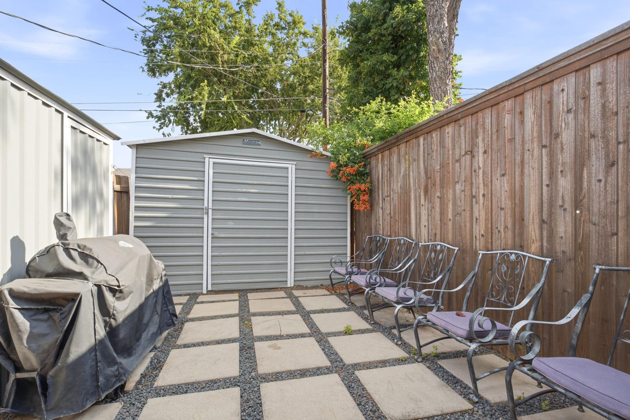 main property photo 34