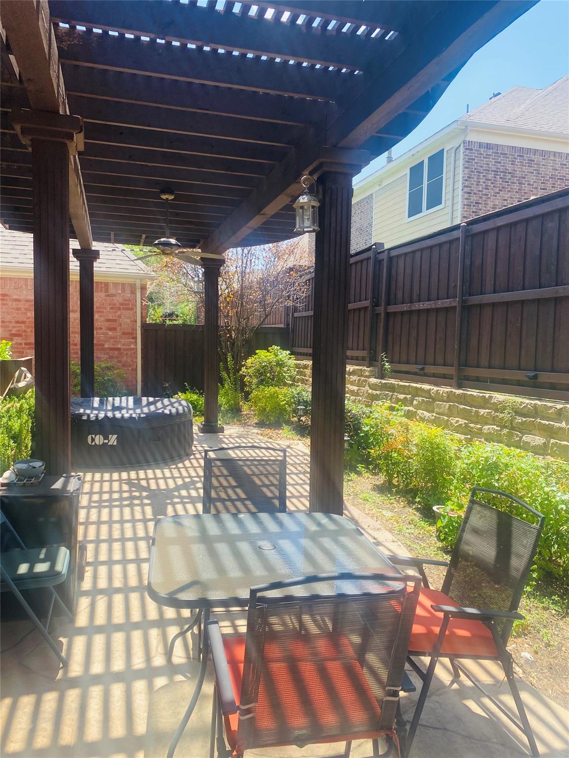 main property photo 22