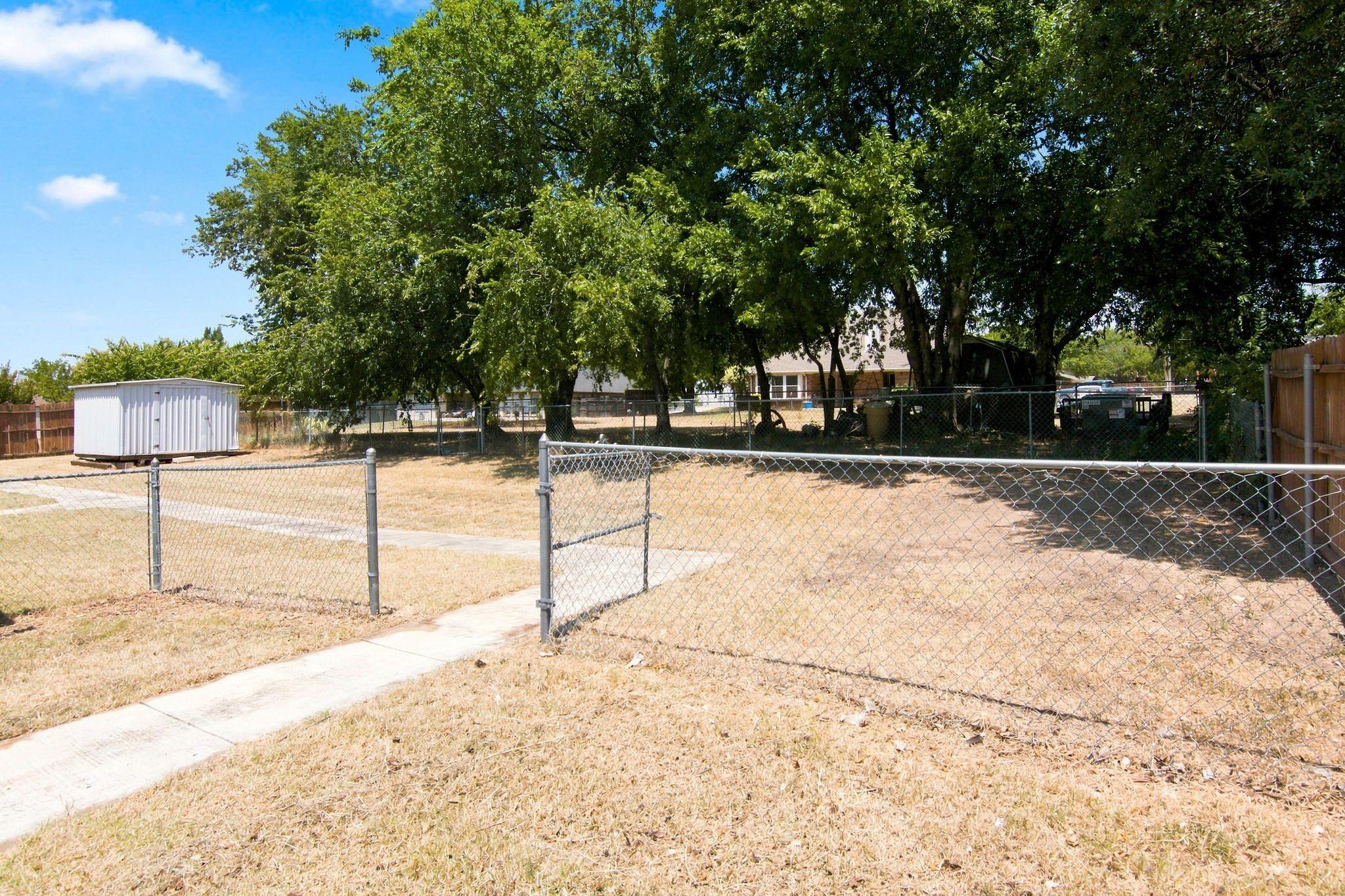 main property photo 21