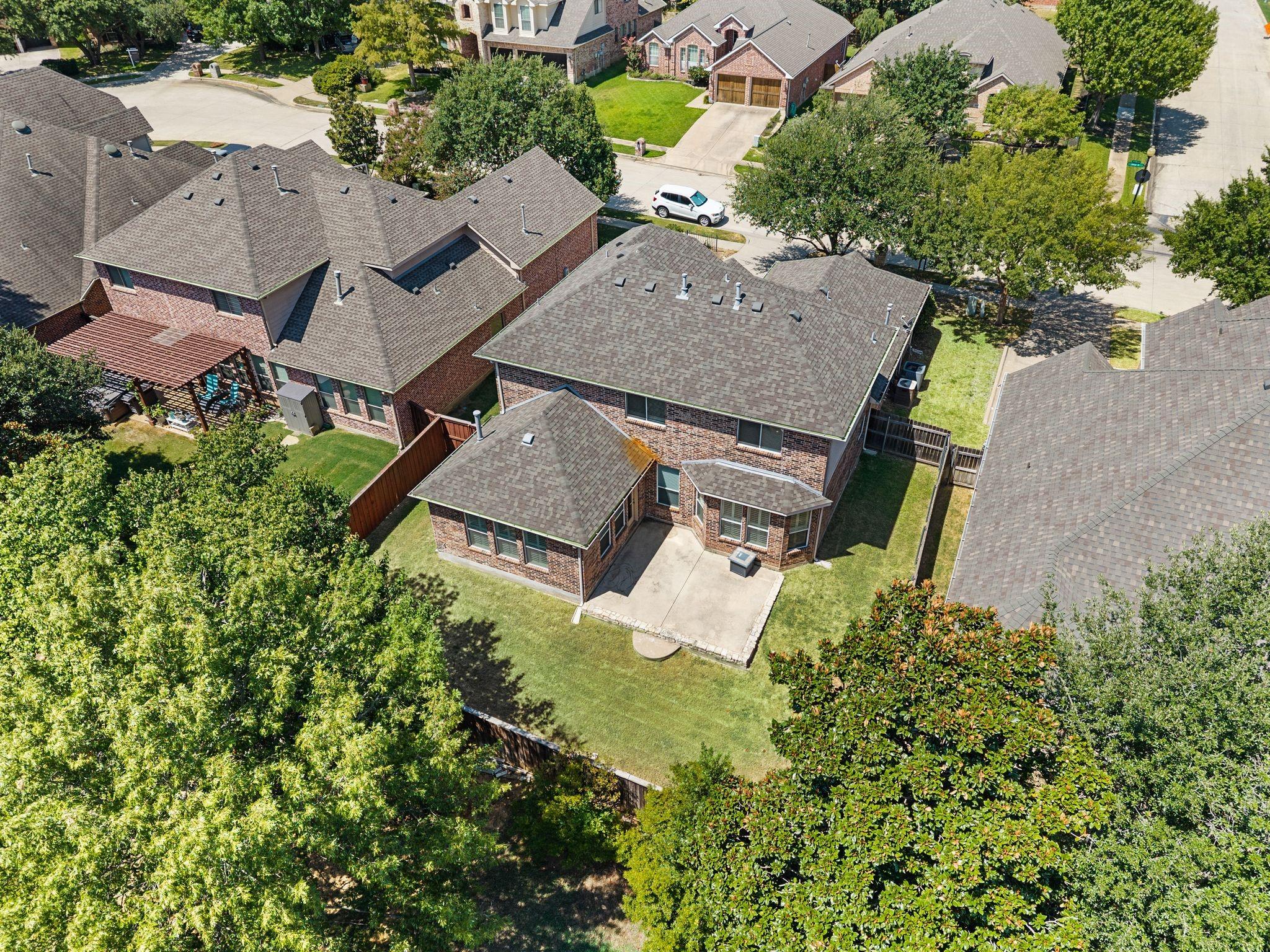 main property photo 28