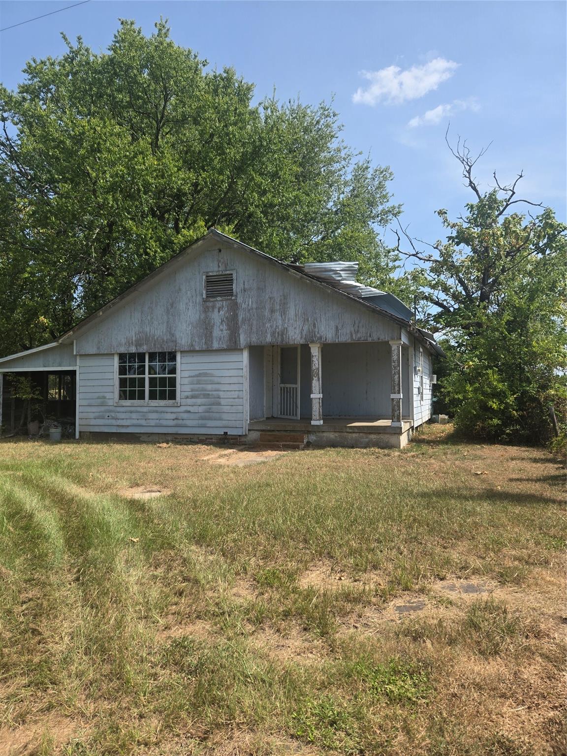 main property photo 16
