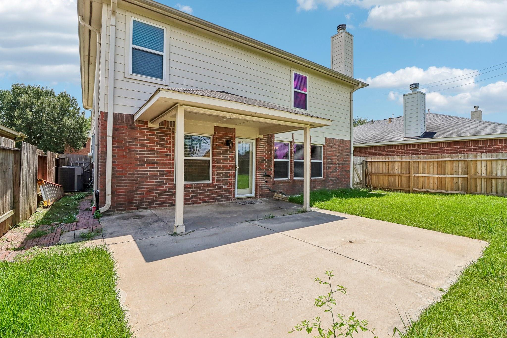 main property photo 25