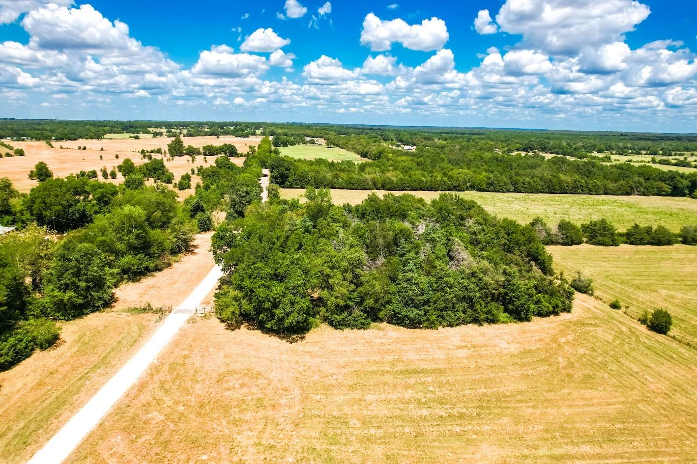 main property photo 20