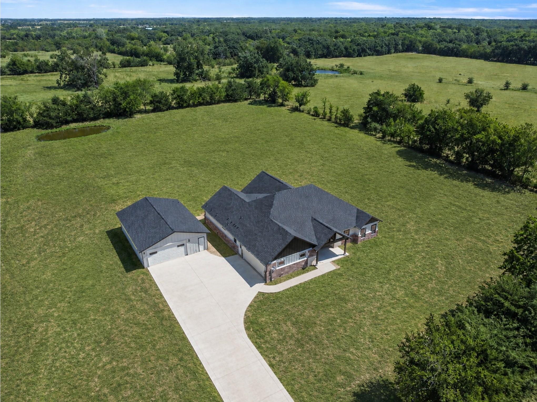 main property photo 0