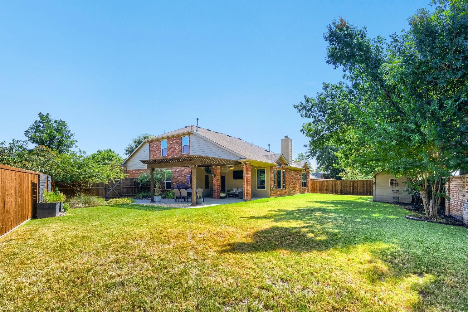 main property photo 27