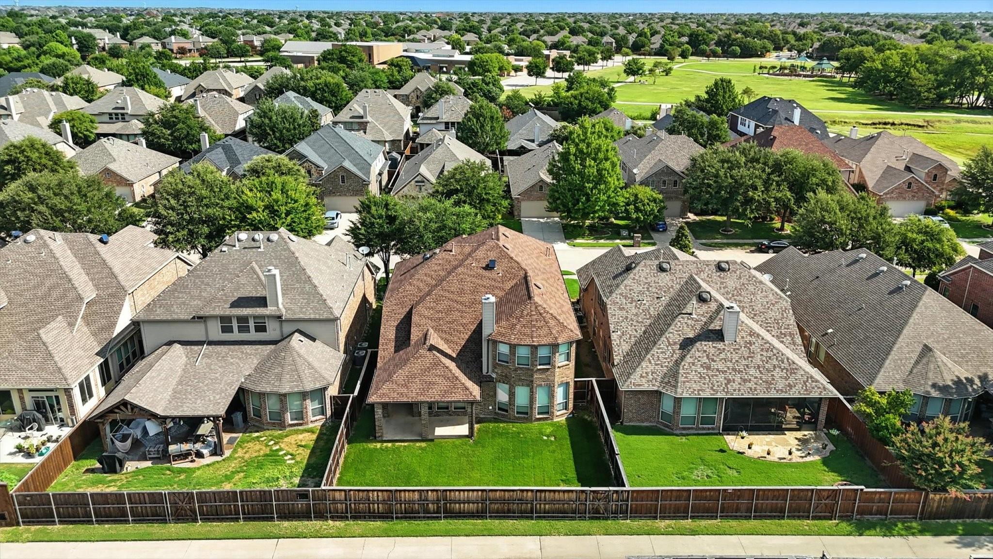 main property photo 39