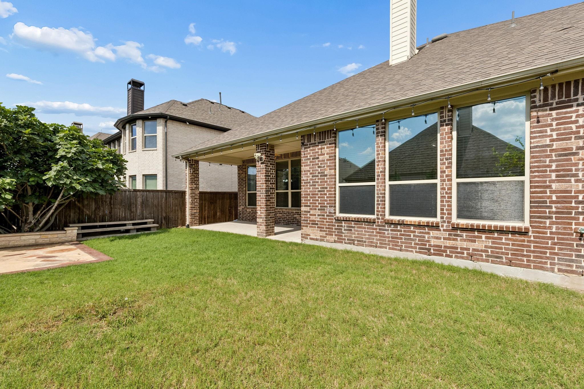 main property photo 37