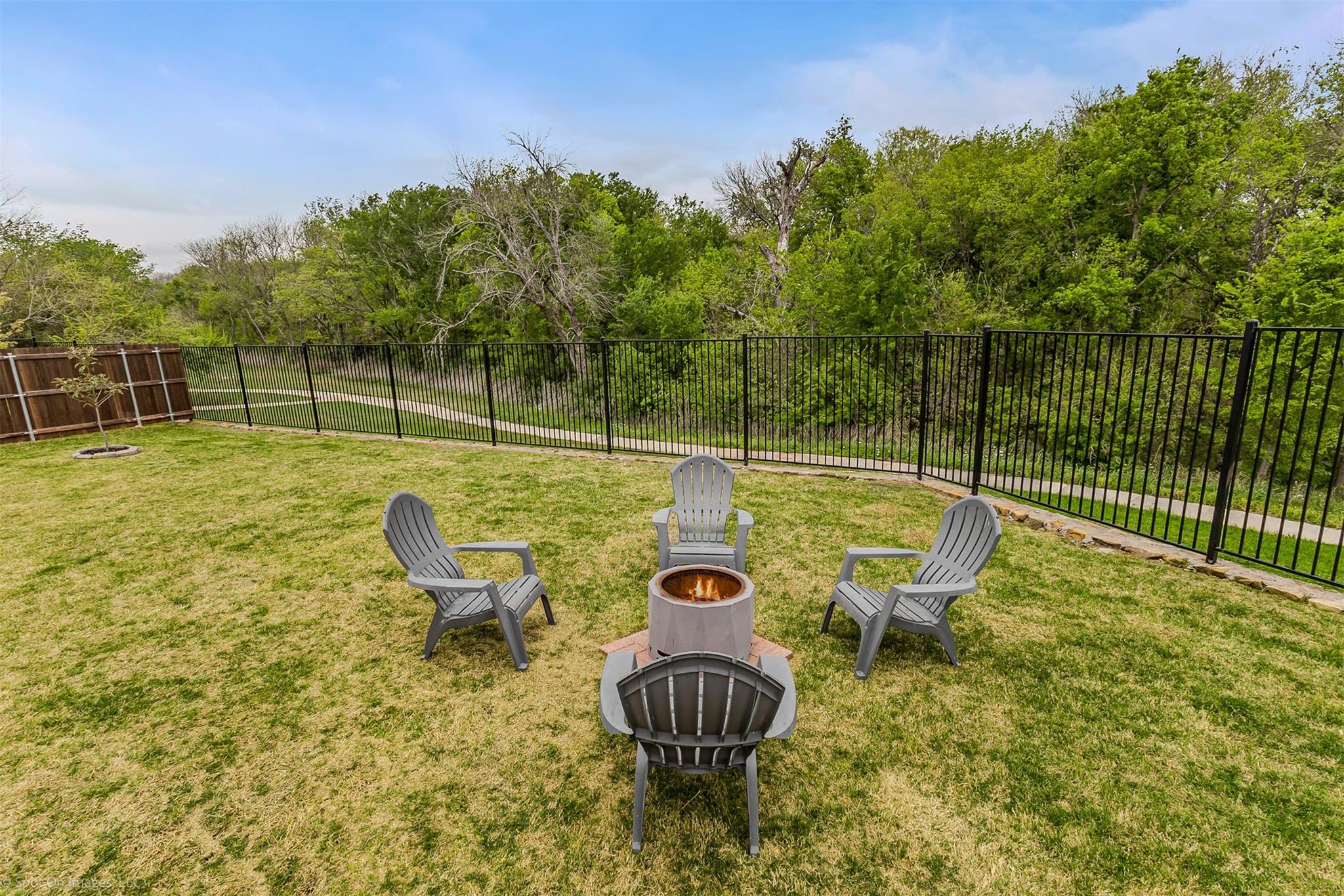 main property photo 36