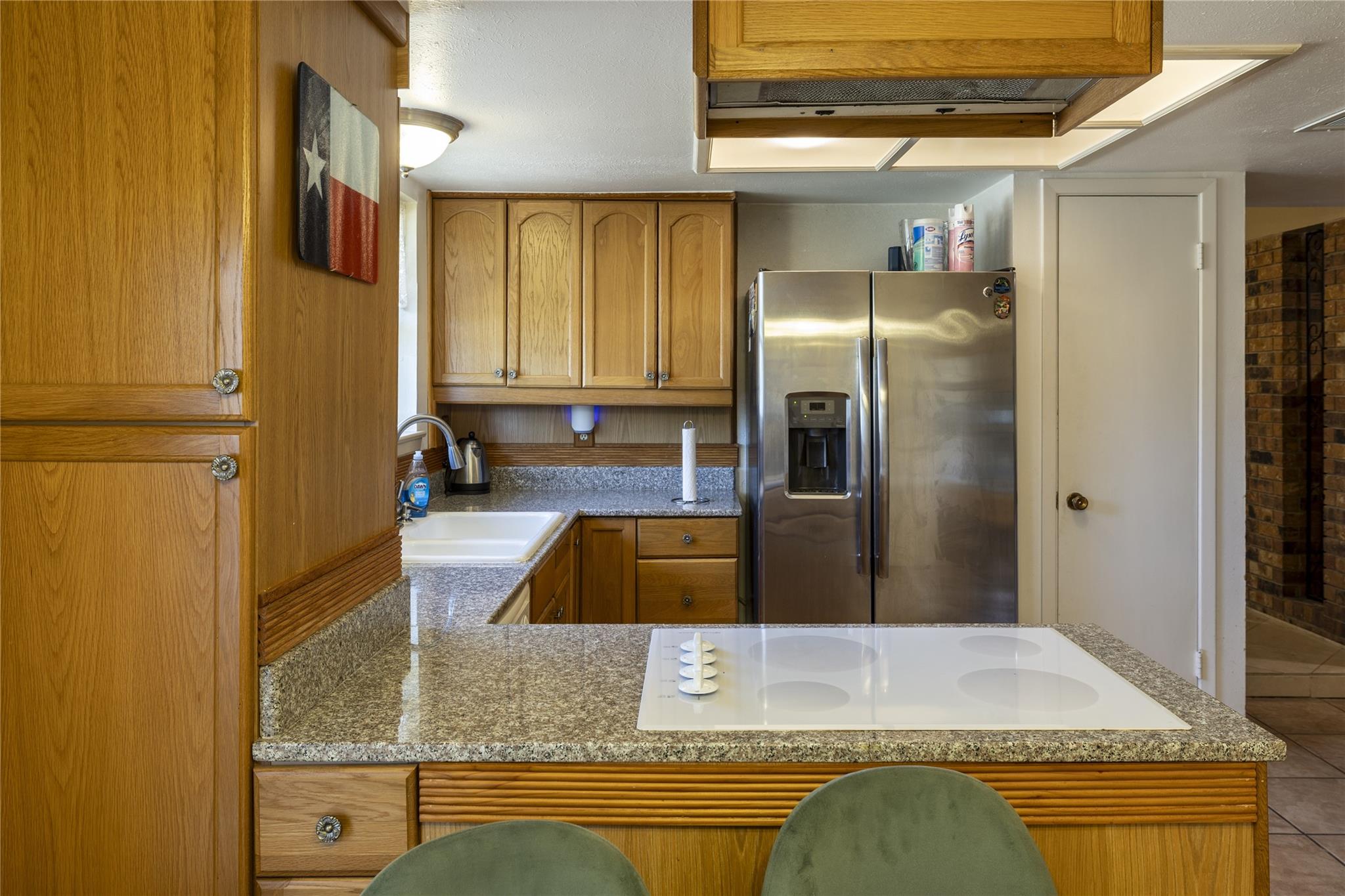 main property photo 12