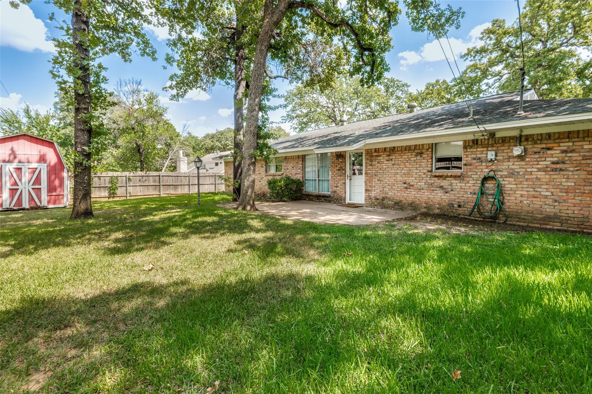 main property photo 21