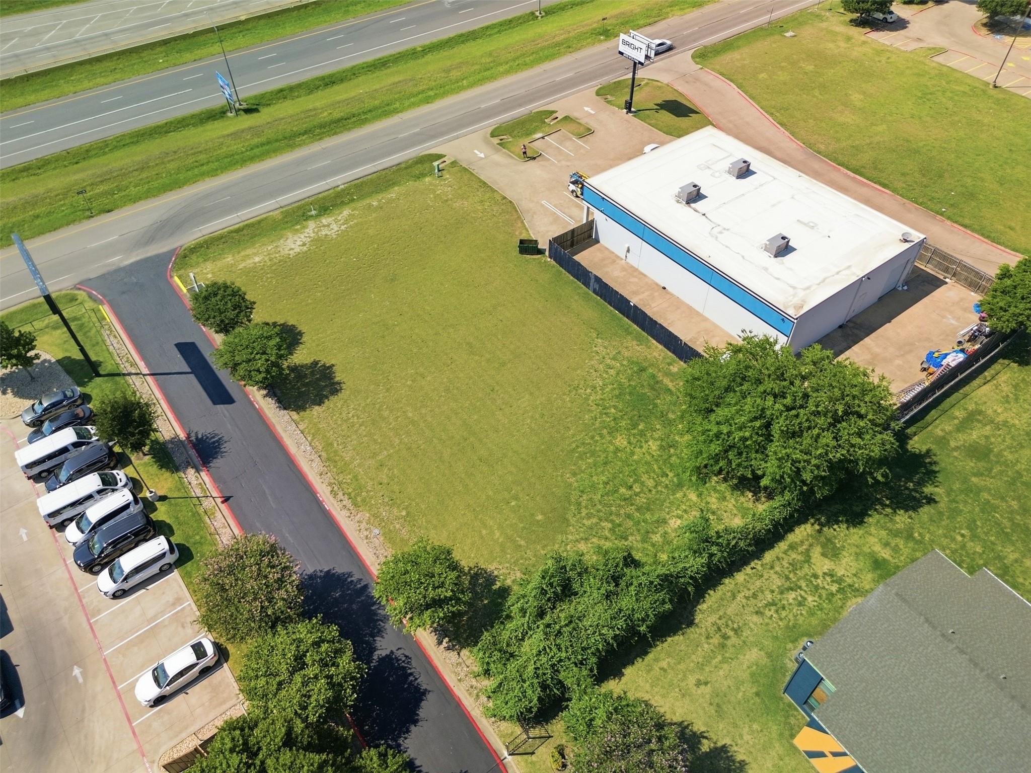 main property photo 8