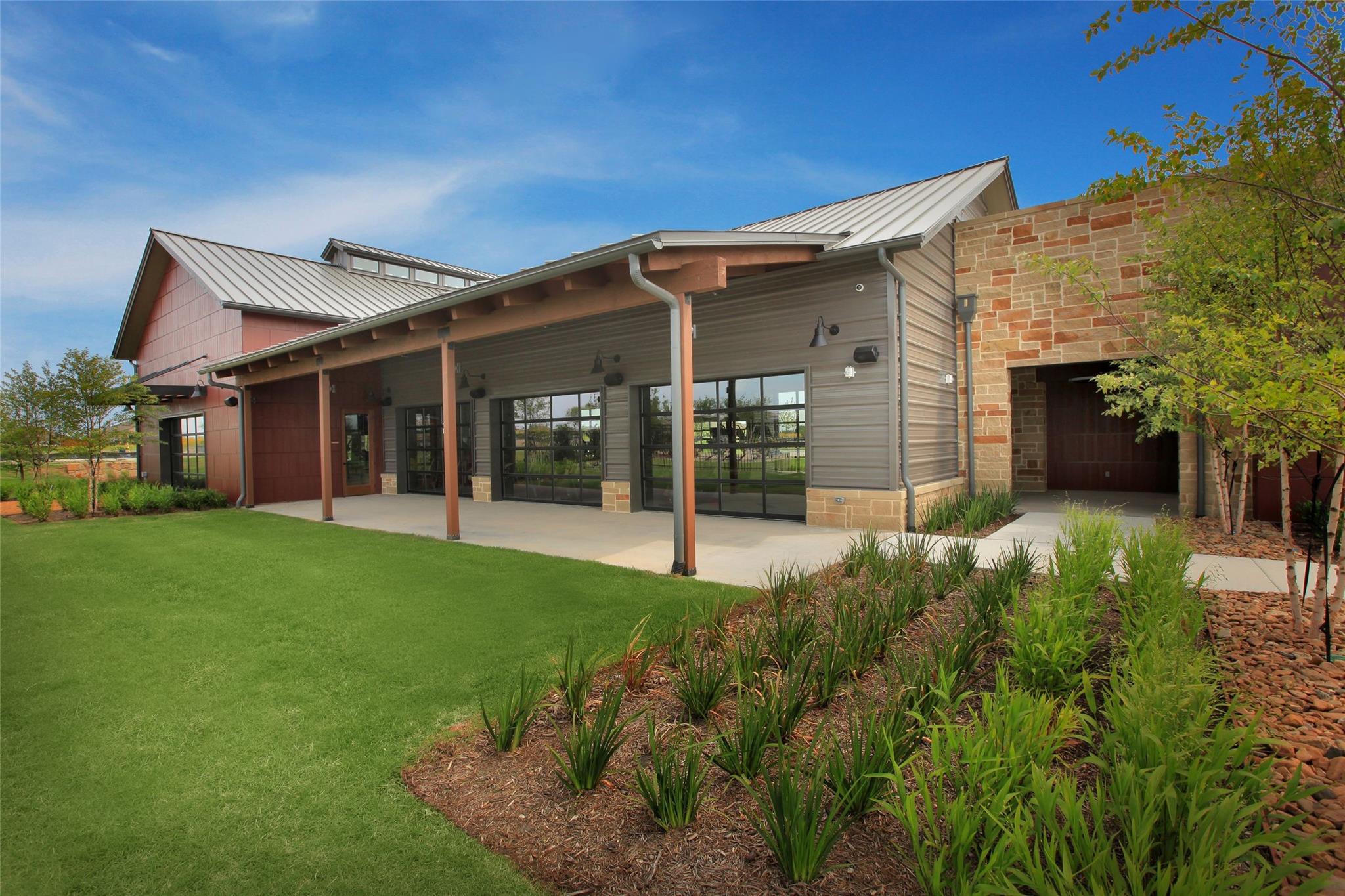 main property photo 7
