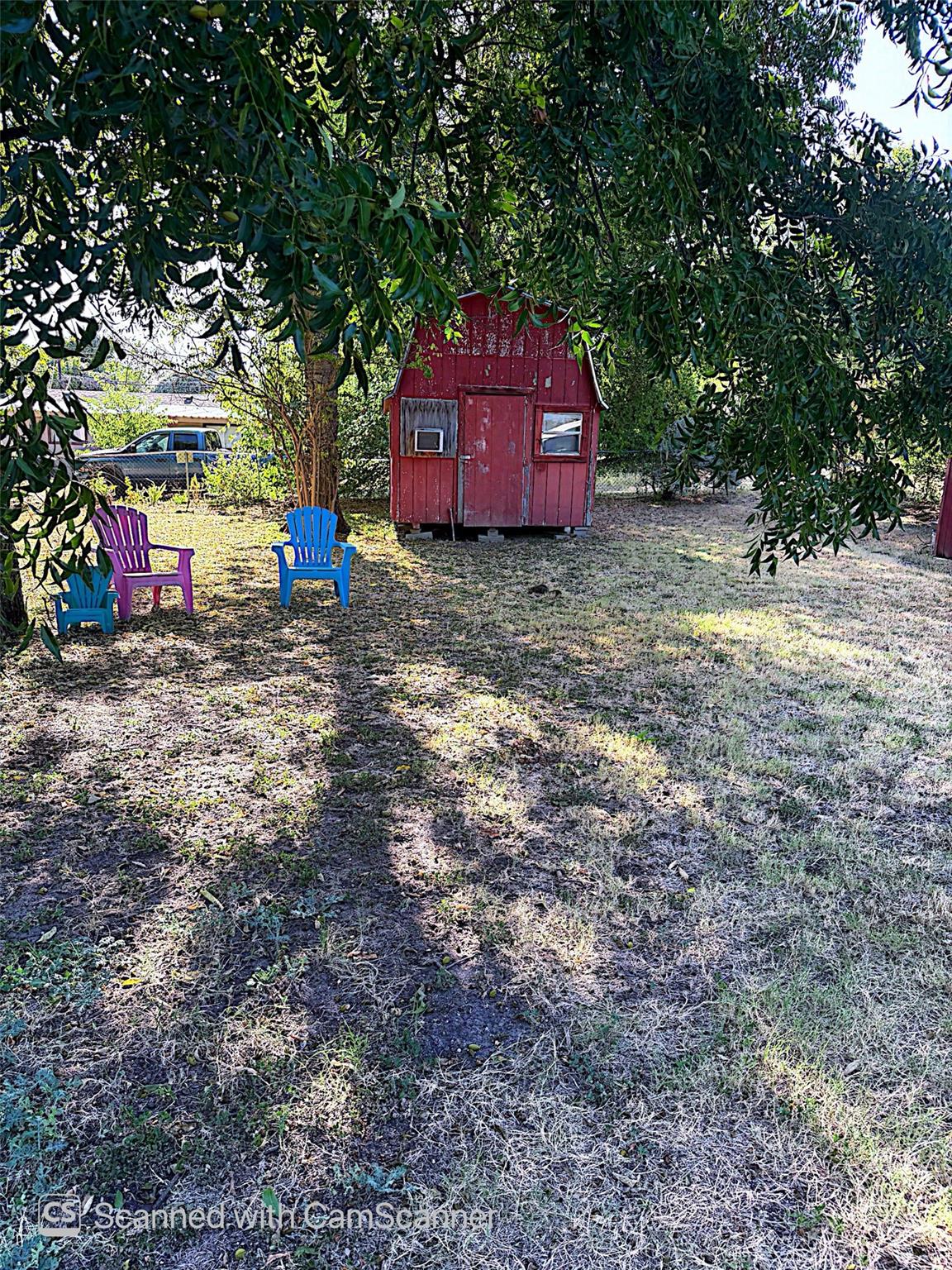main property photo 17