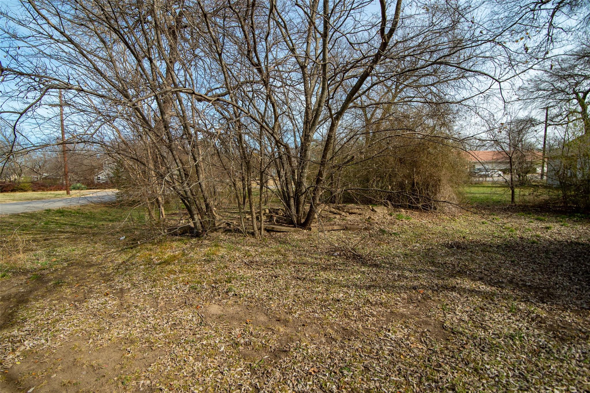 main property photo 9