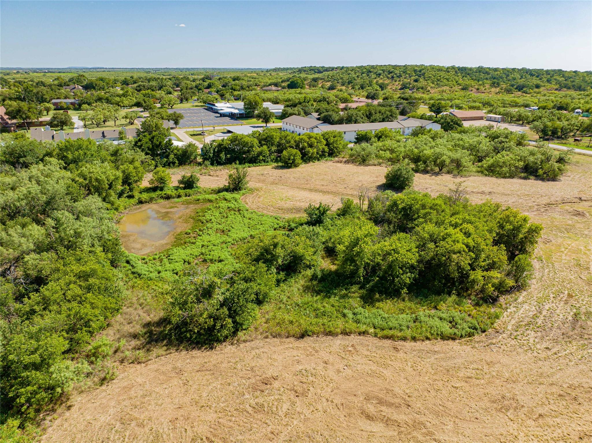 main property photo 15