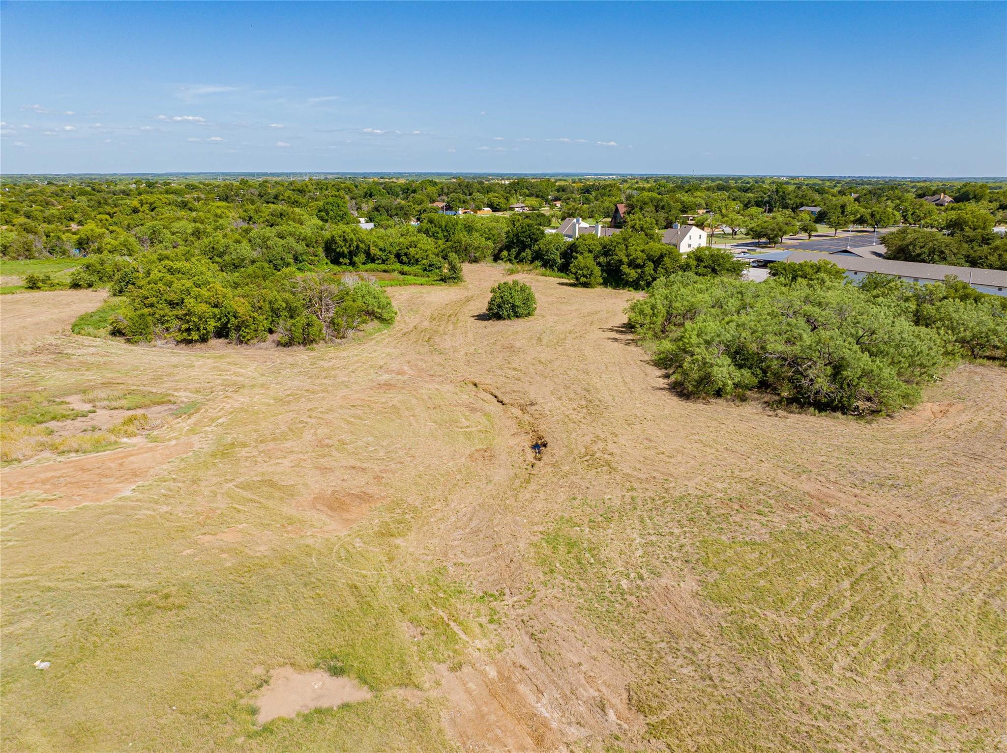 main property photo 17