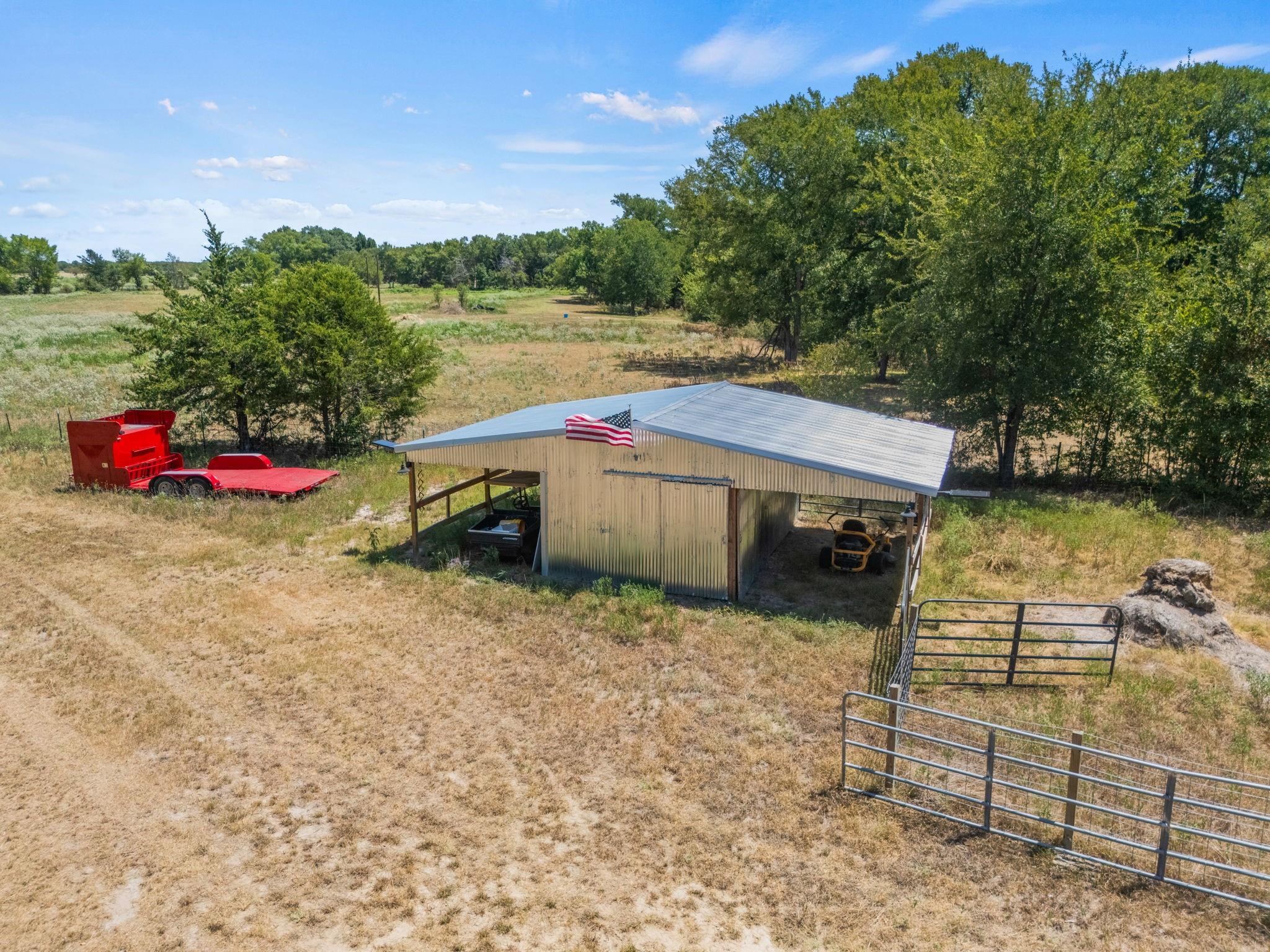 main property photo 7