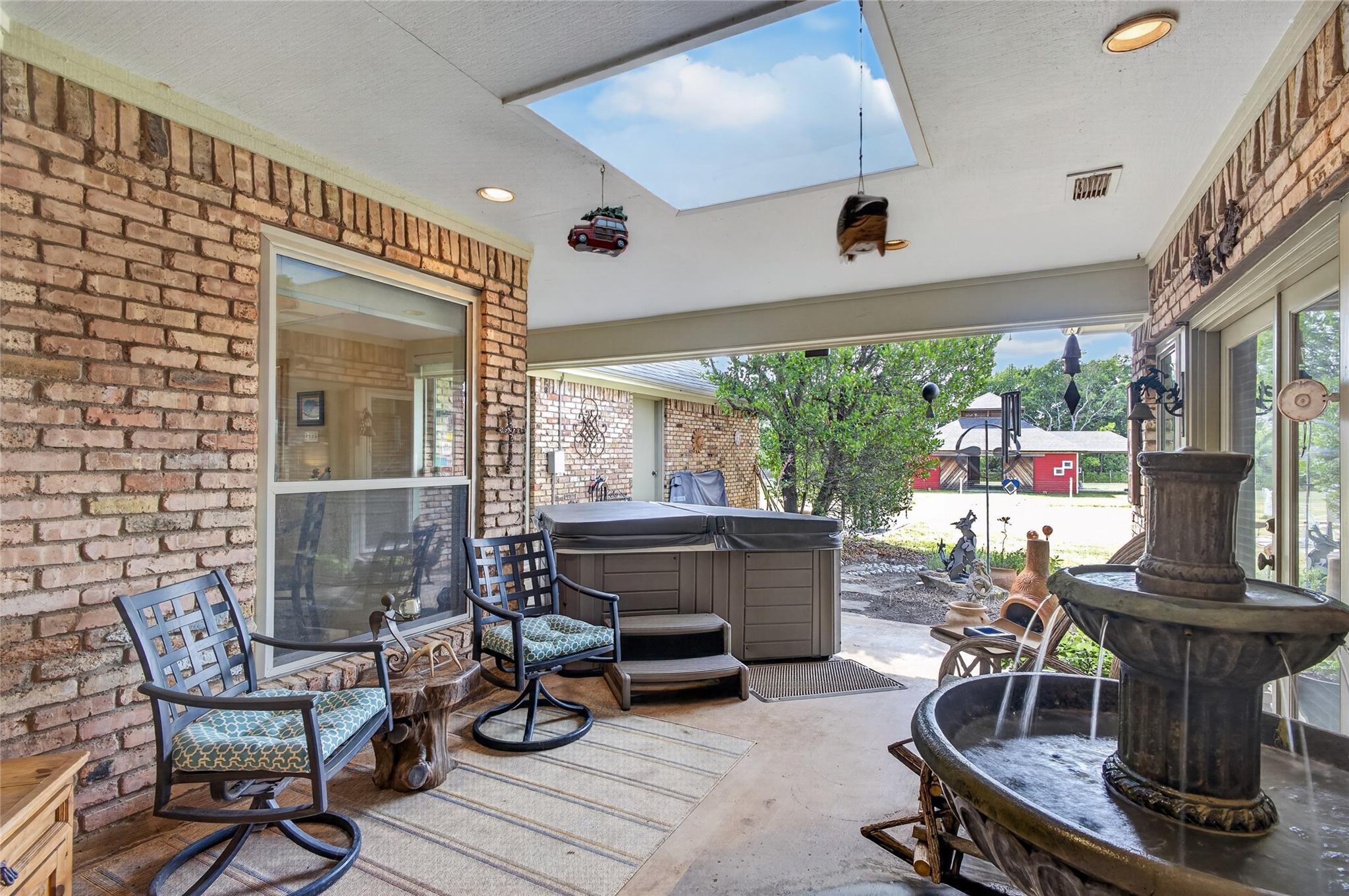 main property photo 29