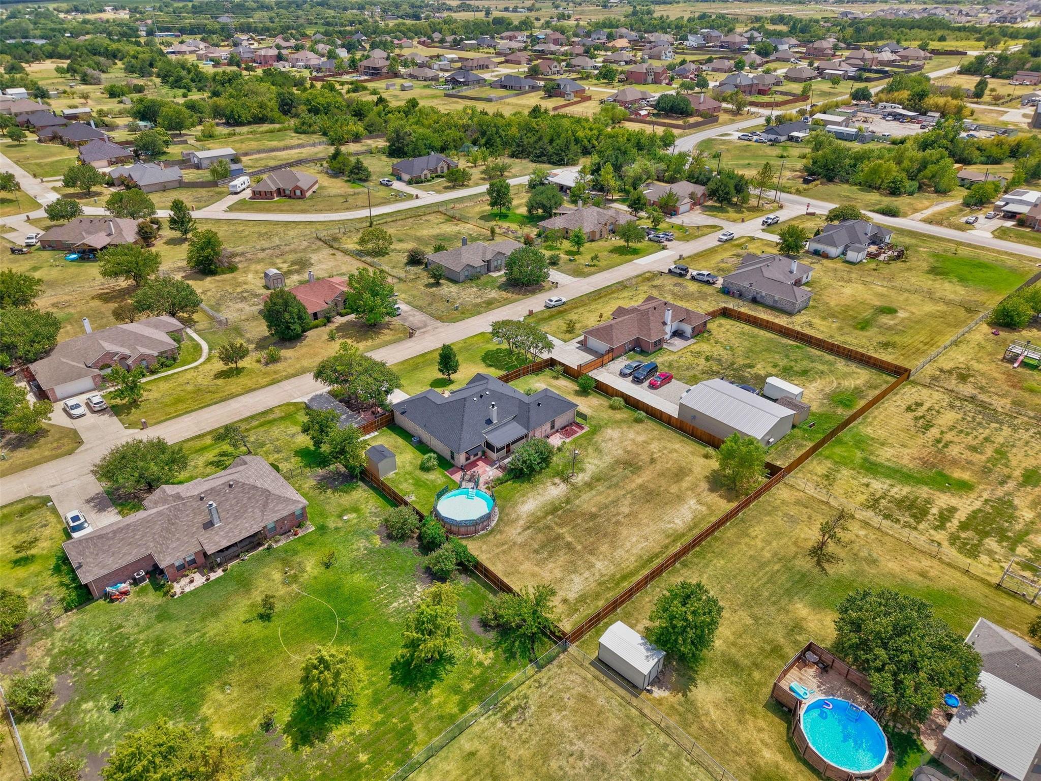 main property photo 36