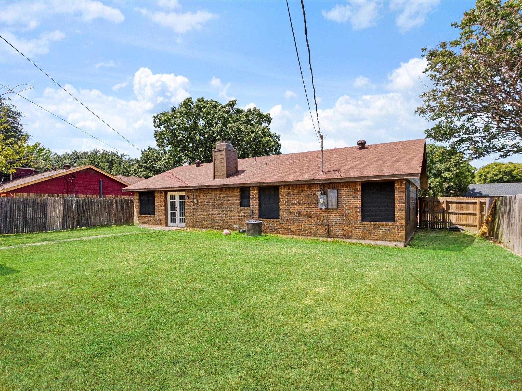 main property photo 18