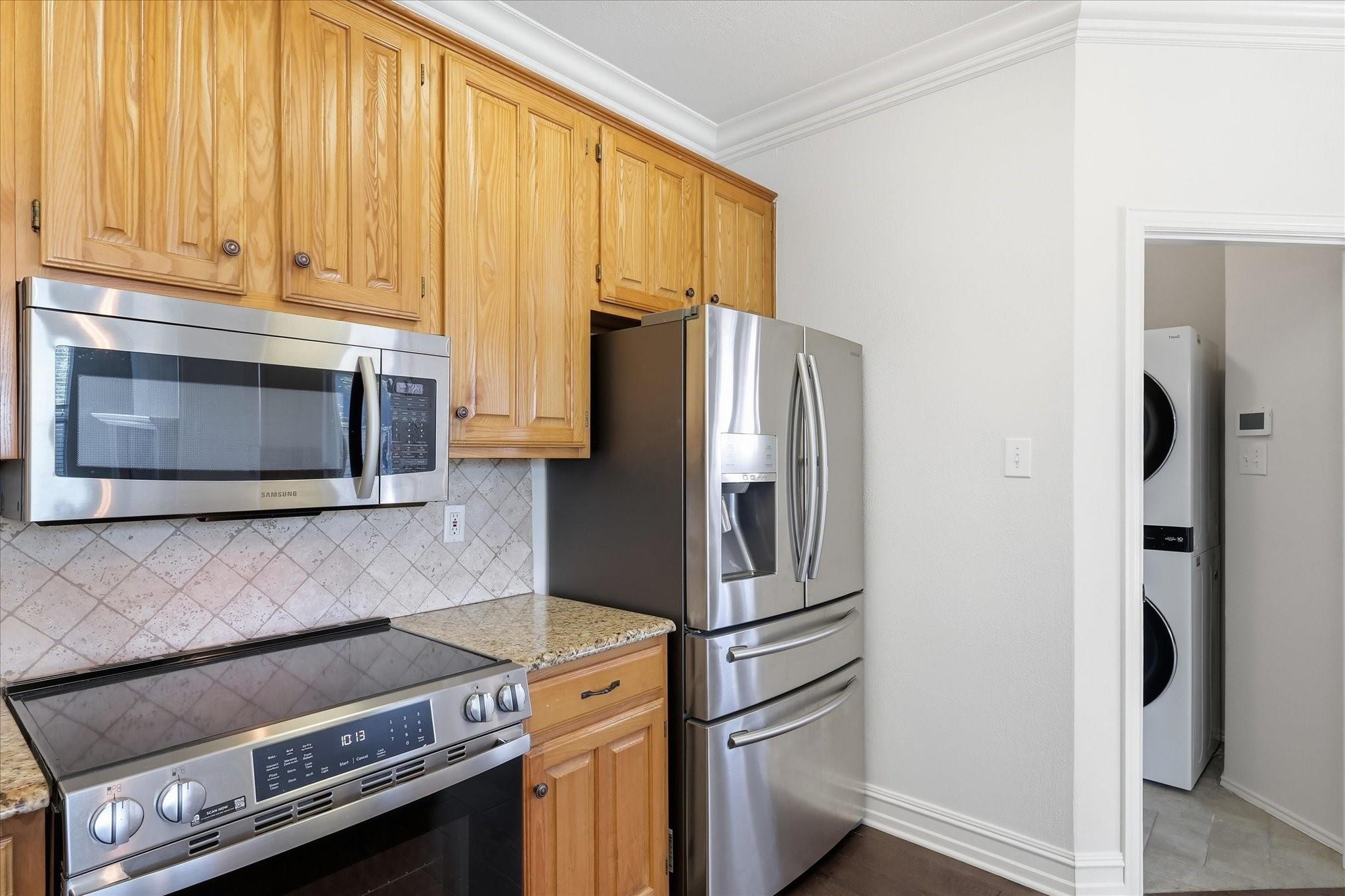 main property photo 17