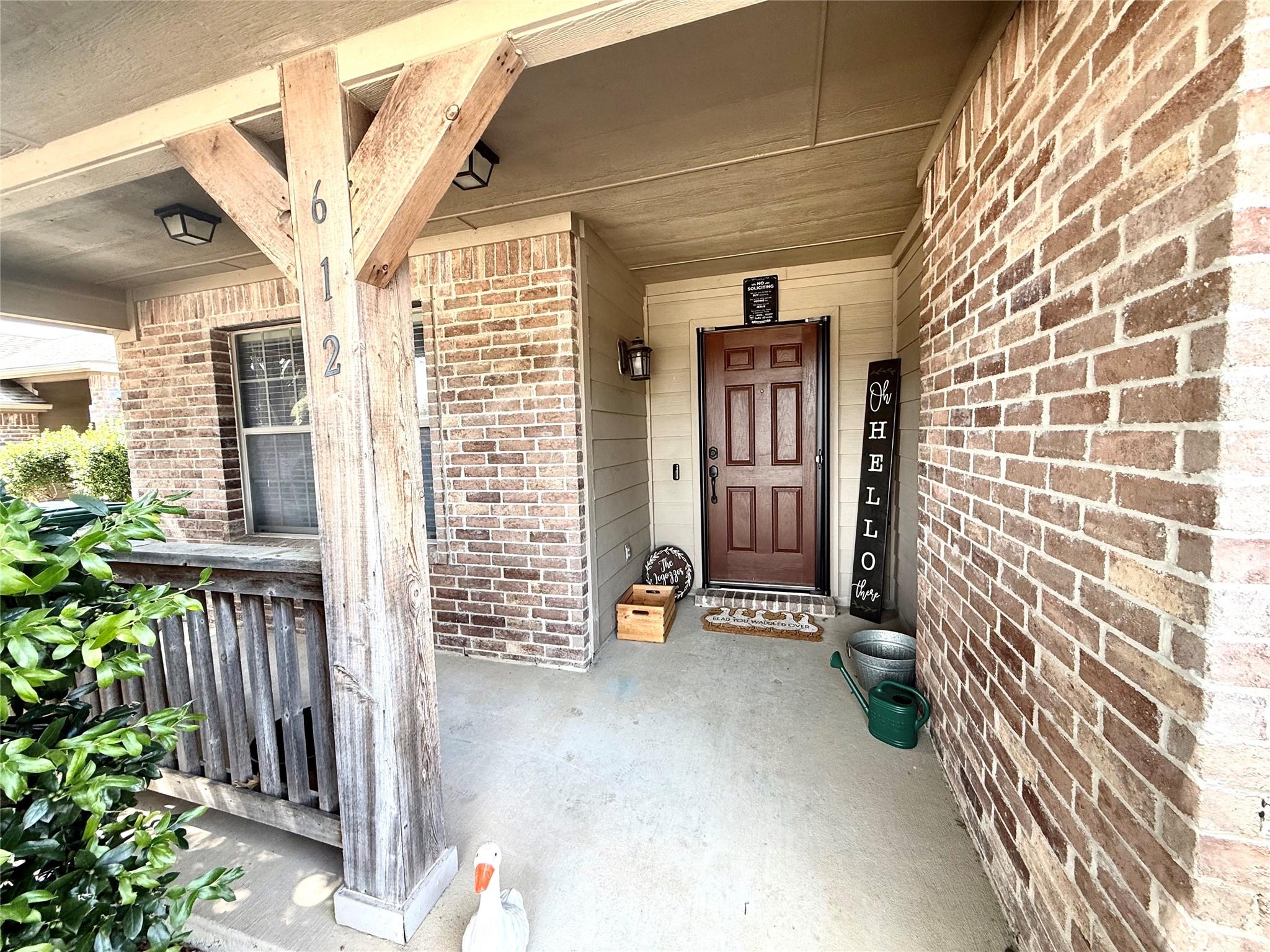 main property photo 28
