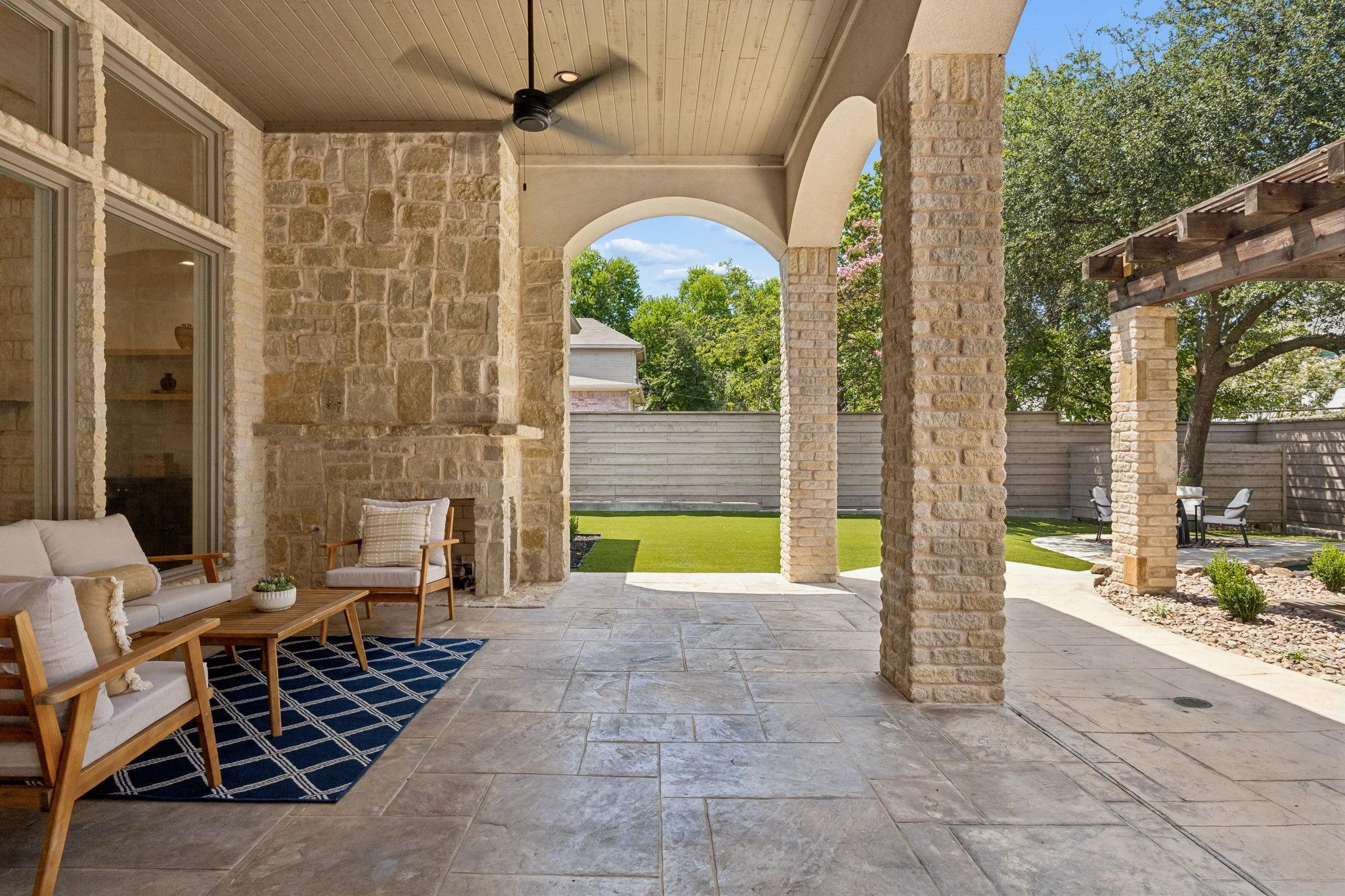 main property photo 33