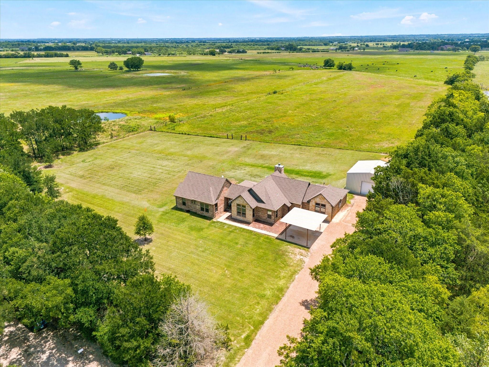 main property photo 15