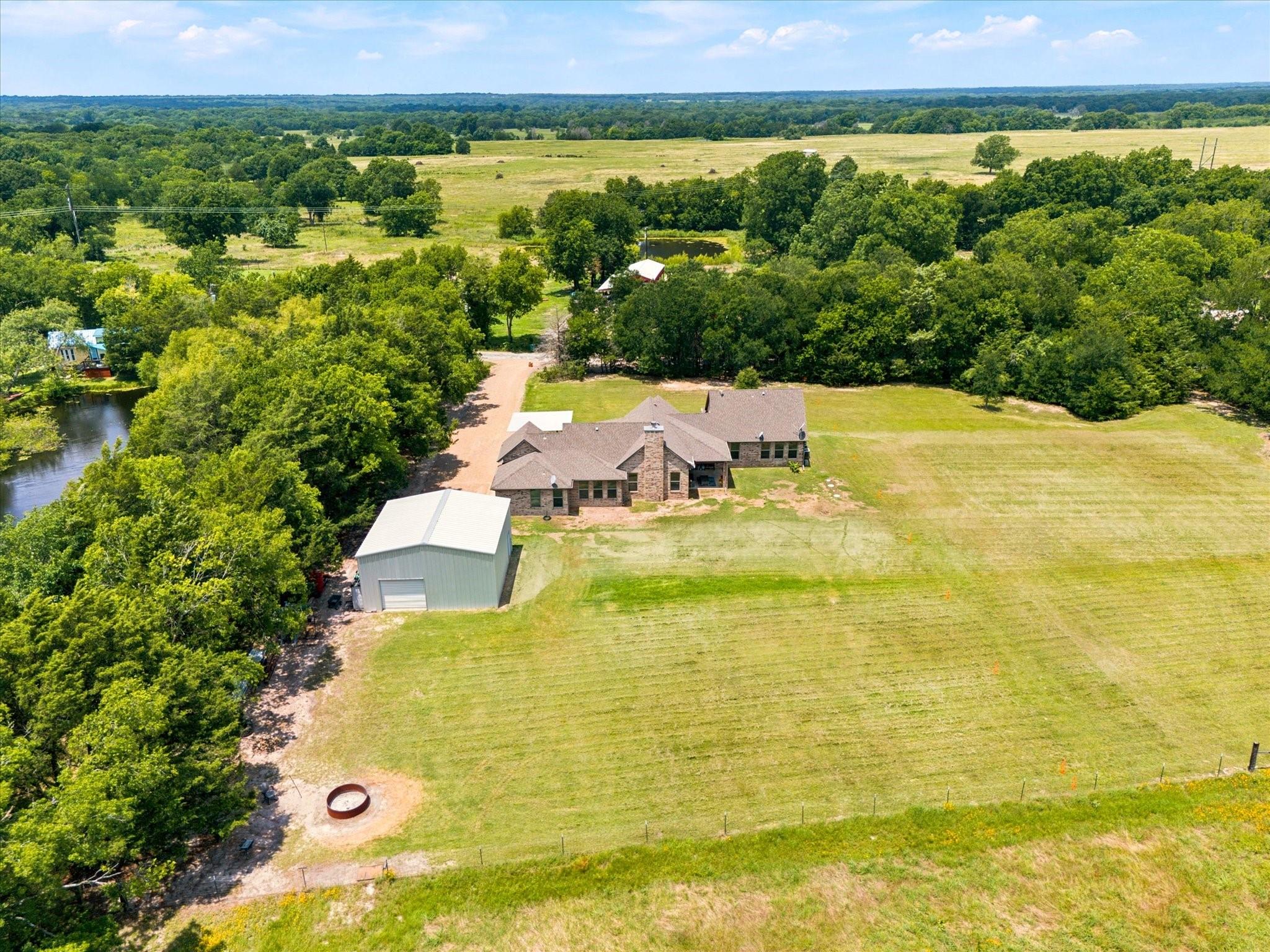 main property photo 17