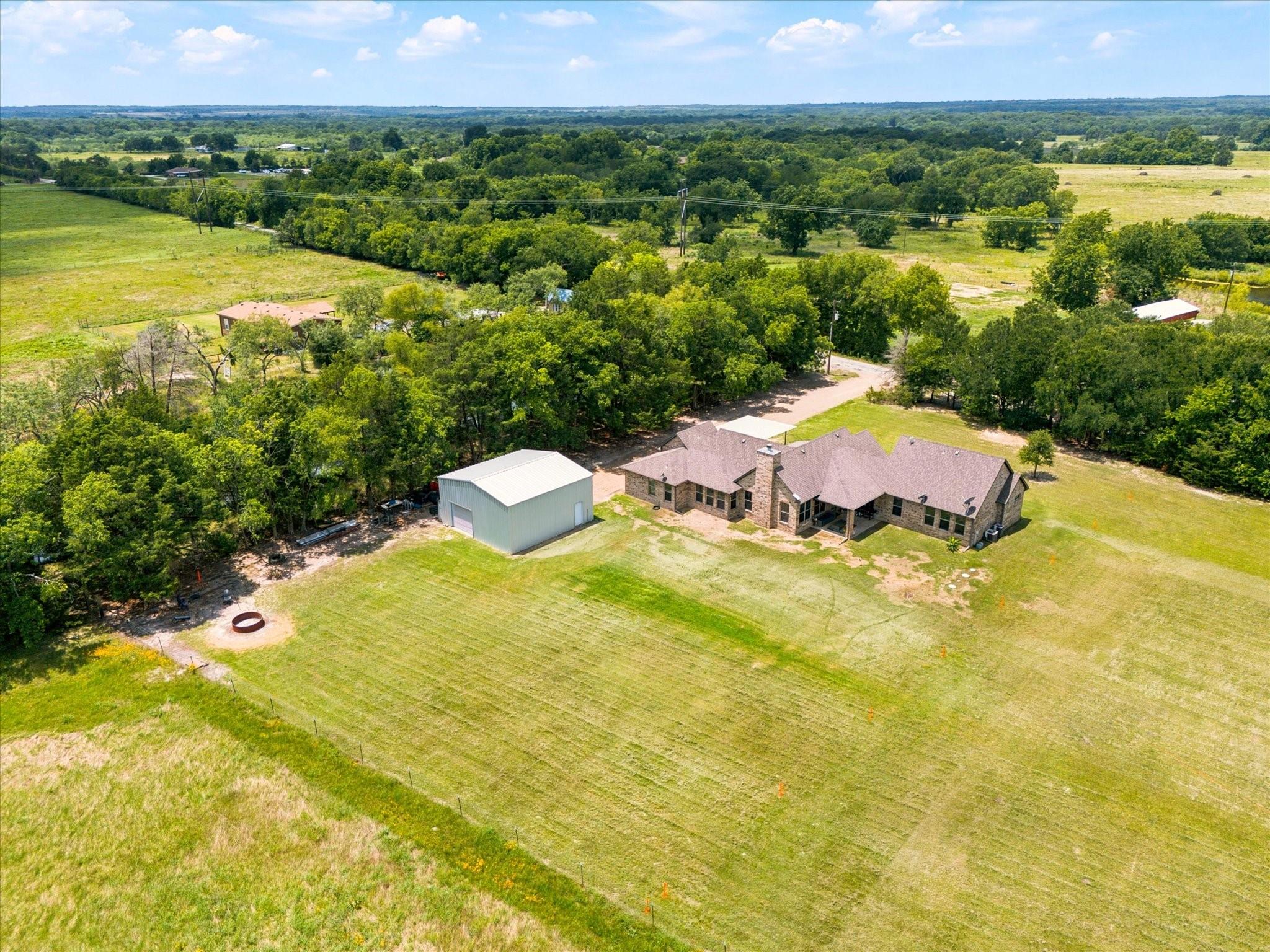 main property photo 18